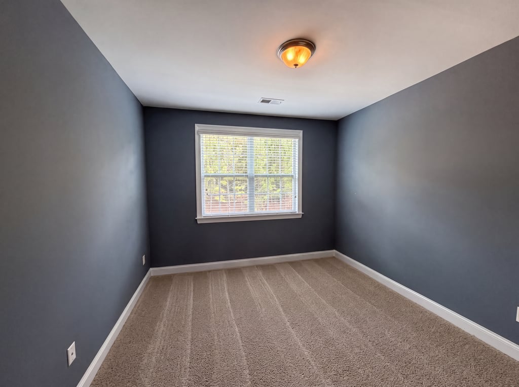 Photo 30 of 37 of 205 N Centurion Ln, Mount Holly, NC