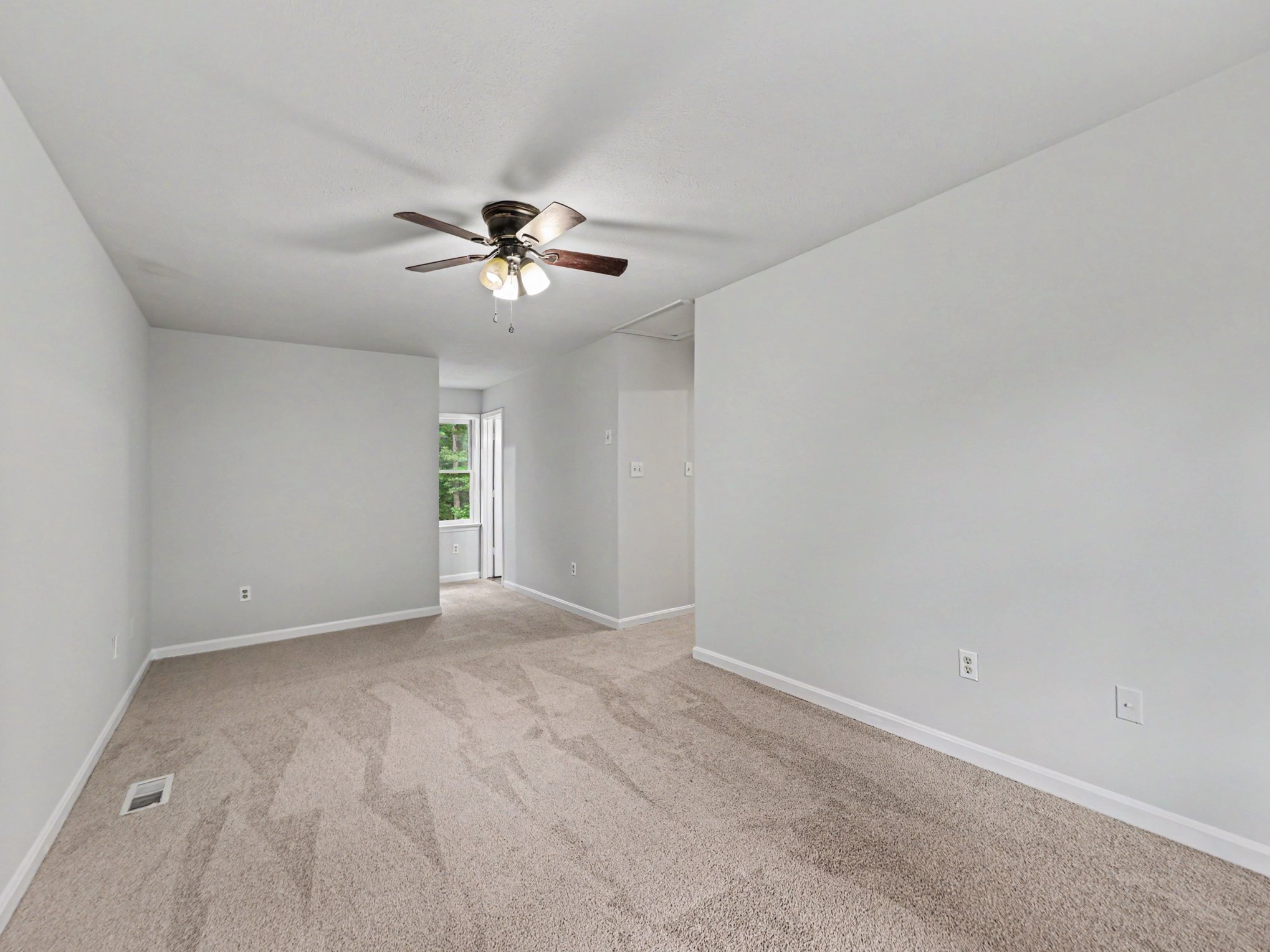Photo 21 of 46 of 10711 Chesterwood Dr, Spotsylvania, VA