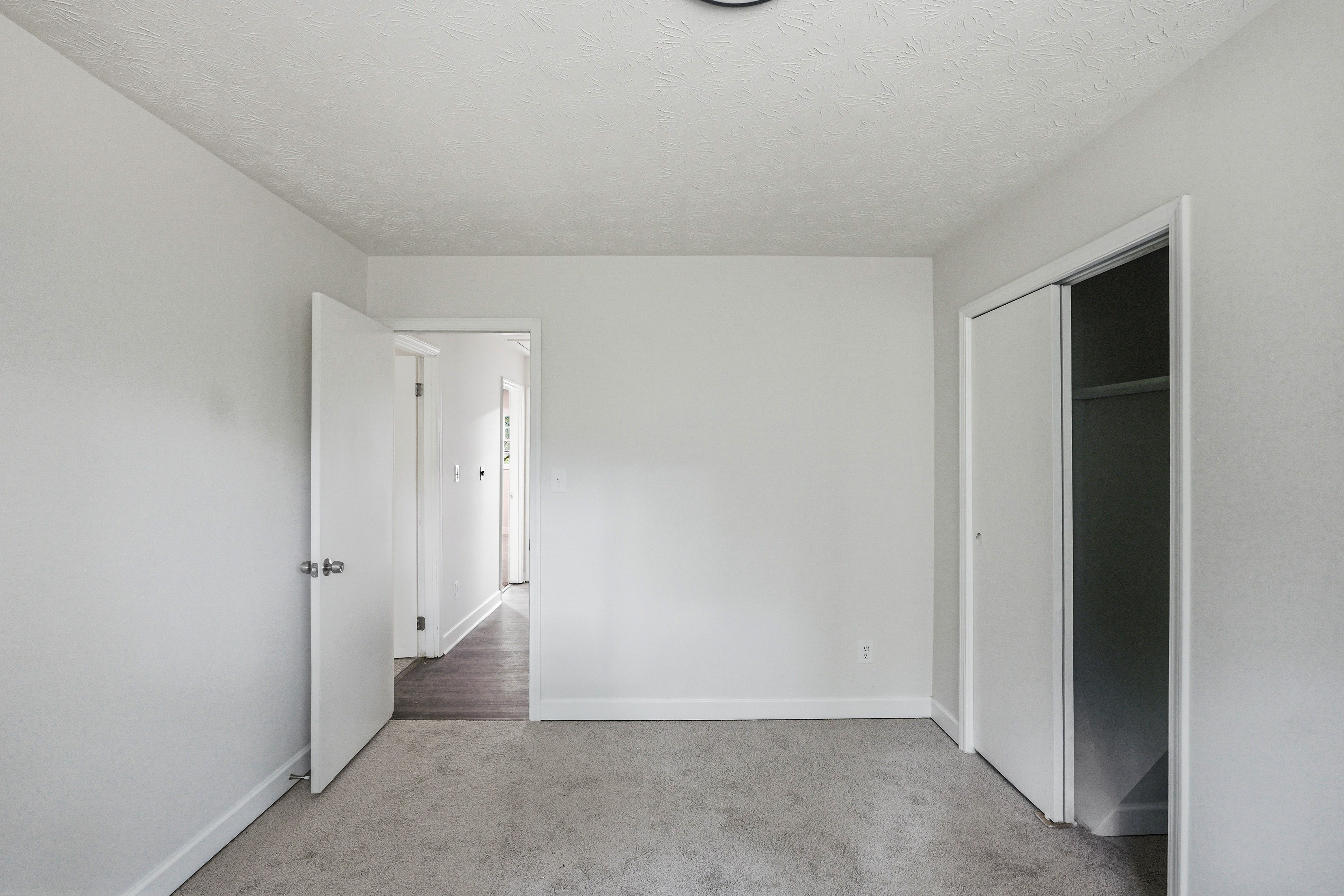 Photo 18 of 29 of 7052 Lodgepole Dr, Morrow, GA