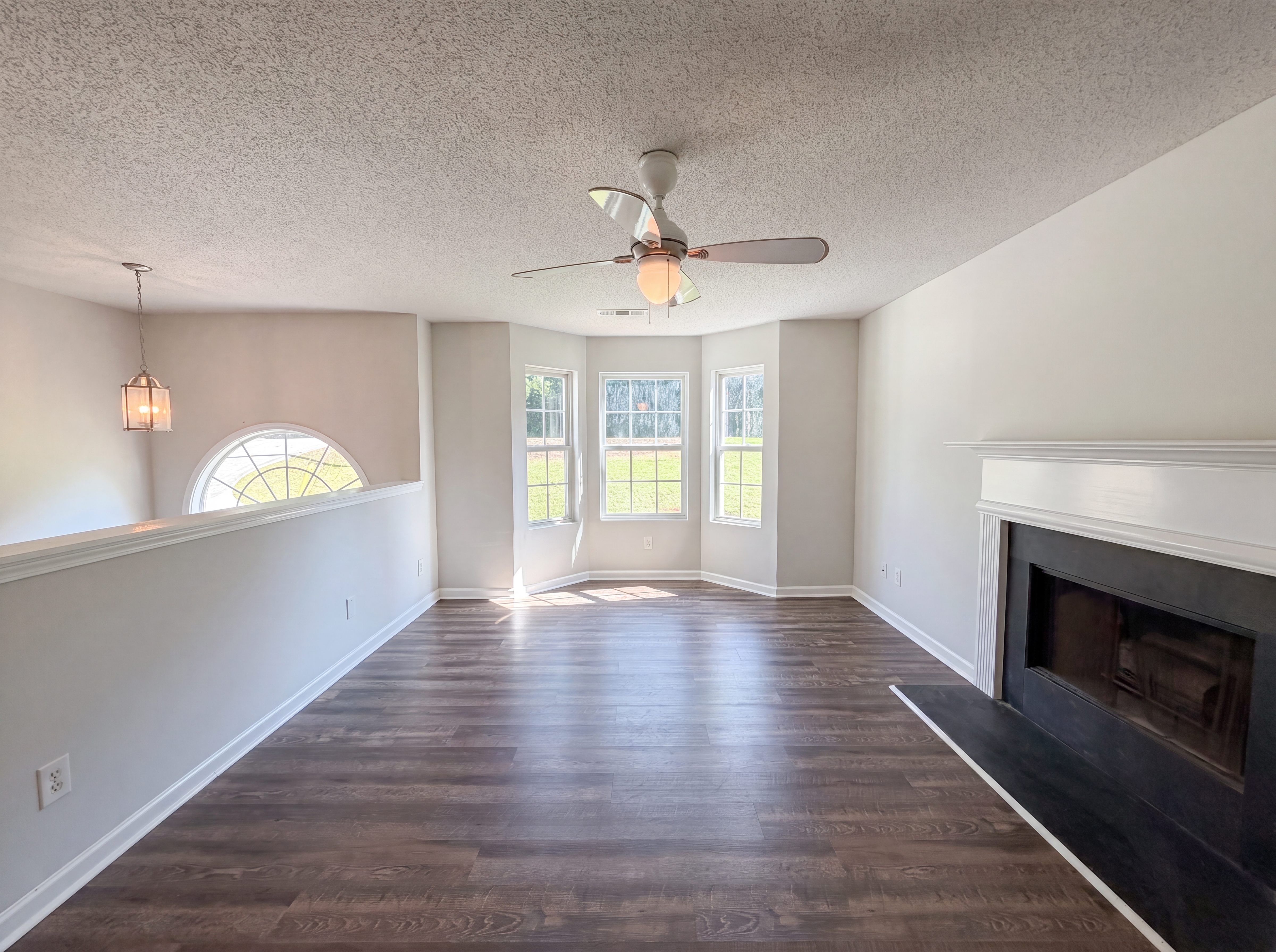 Photo 3 of 24 of 2836 Hiram Sudie Rd, Hiram, GA