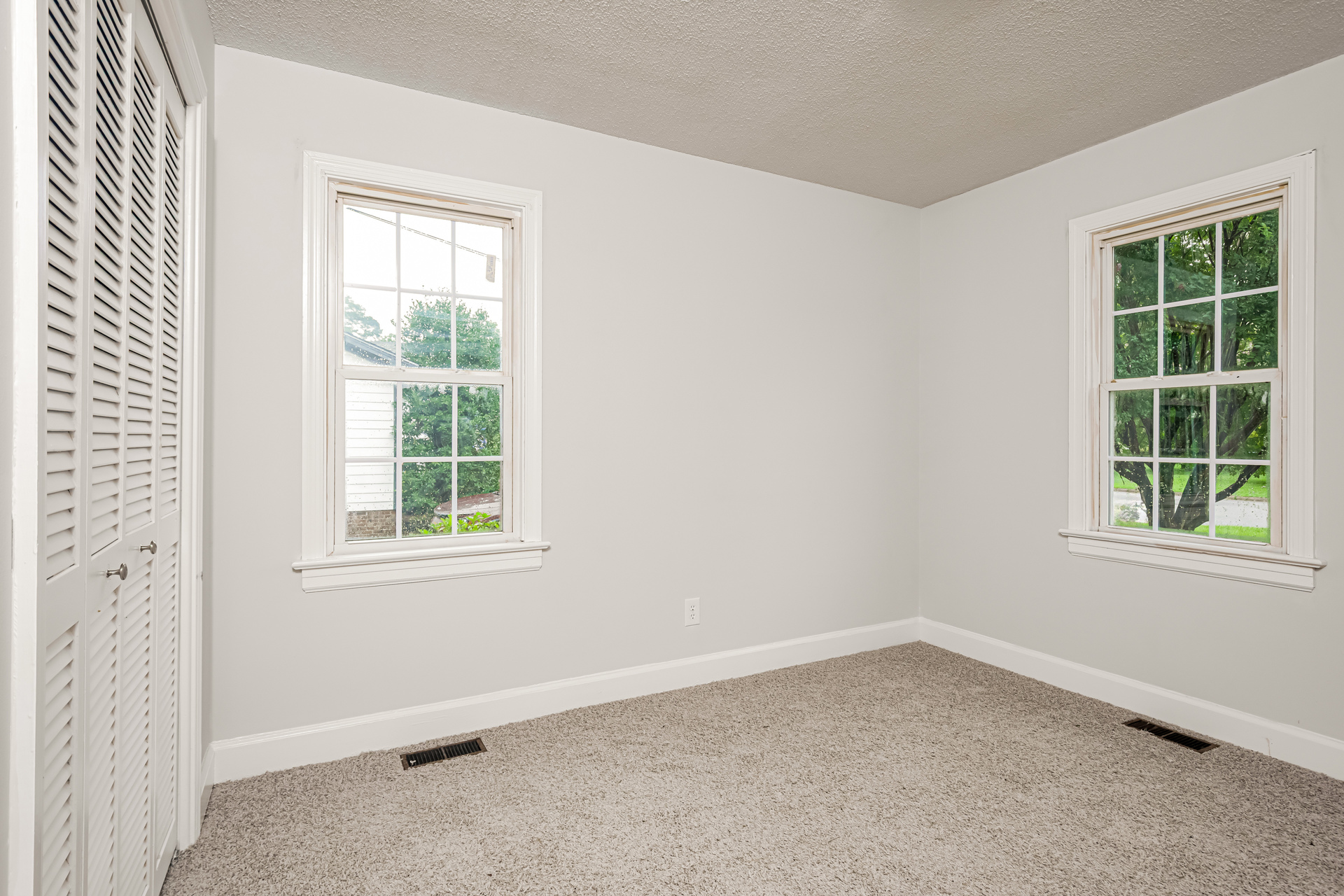 Photo 16 of 21 of 2501 Lancaster Rd NW, Wilson, NC