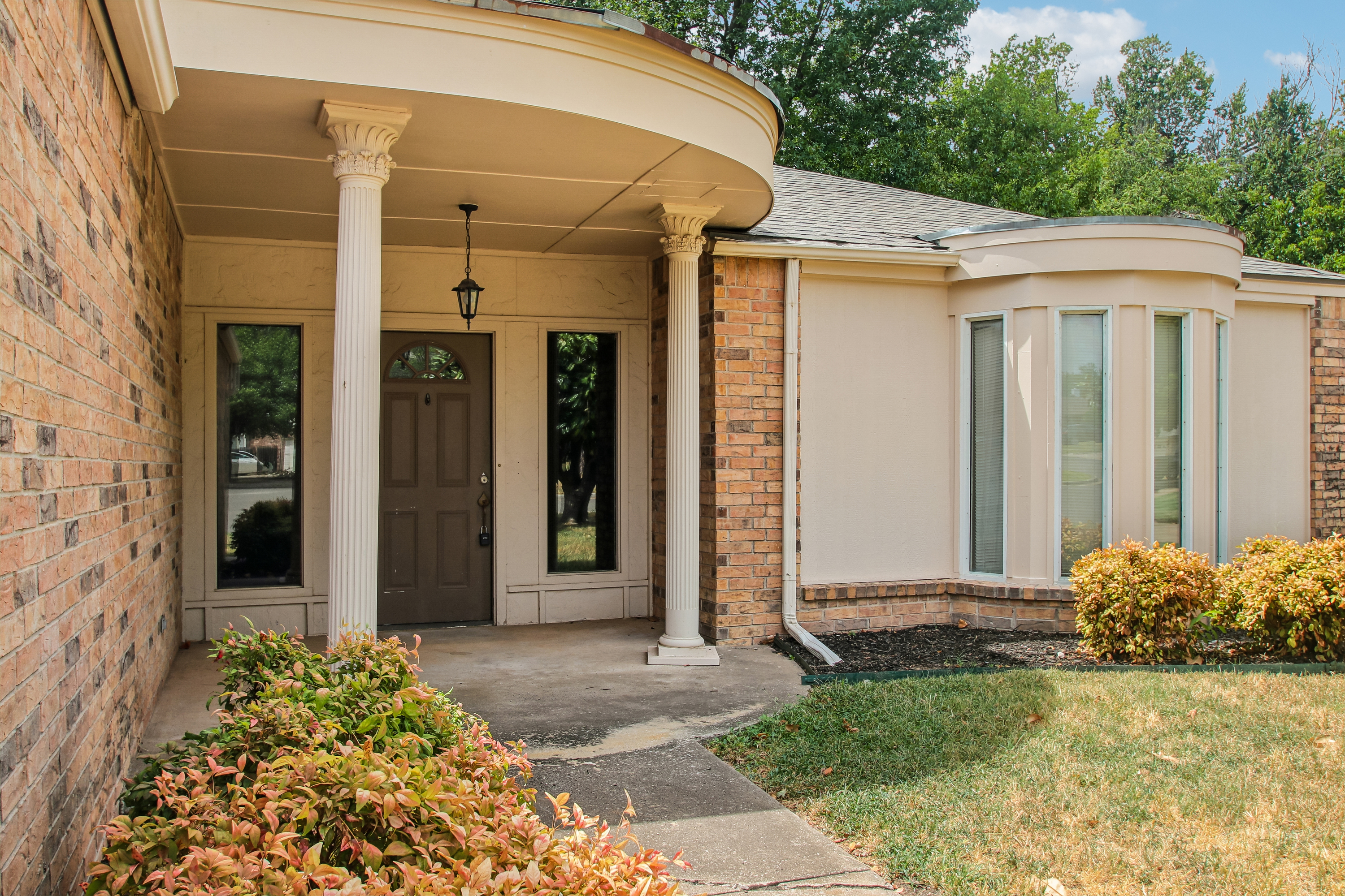 Photo 24 of 57 of 1536 Creekside Dr, Norman, OK