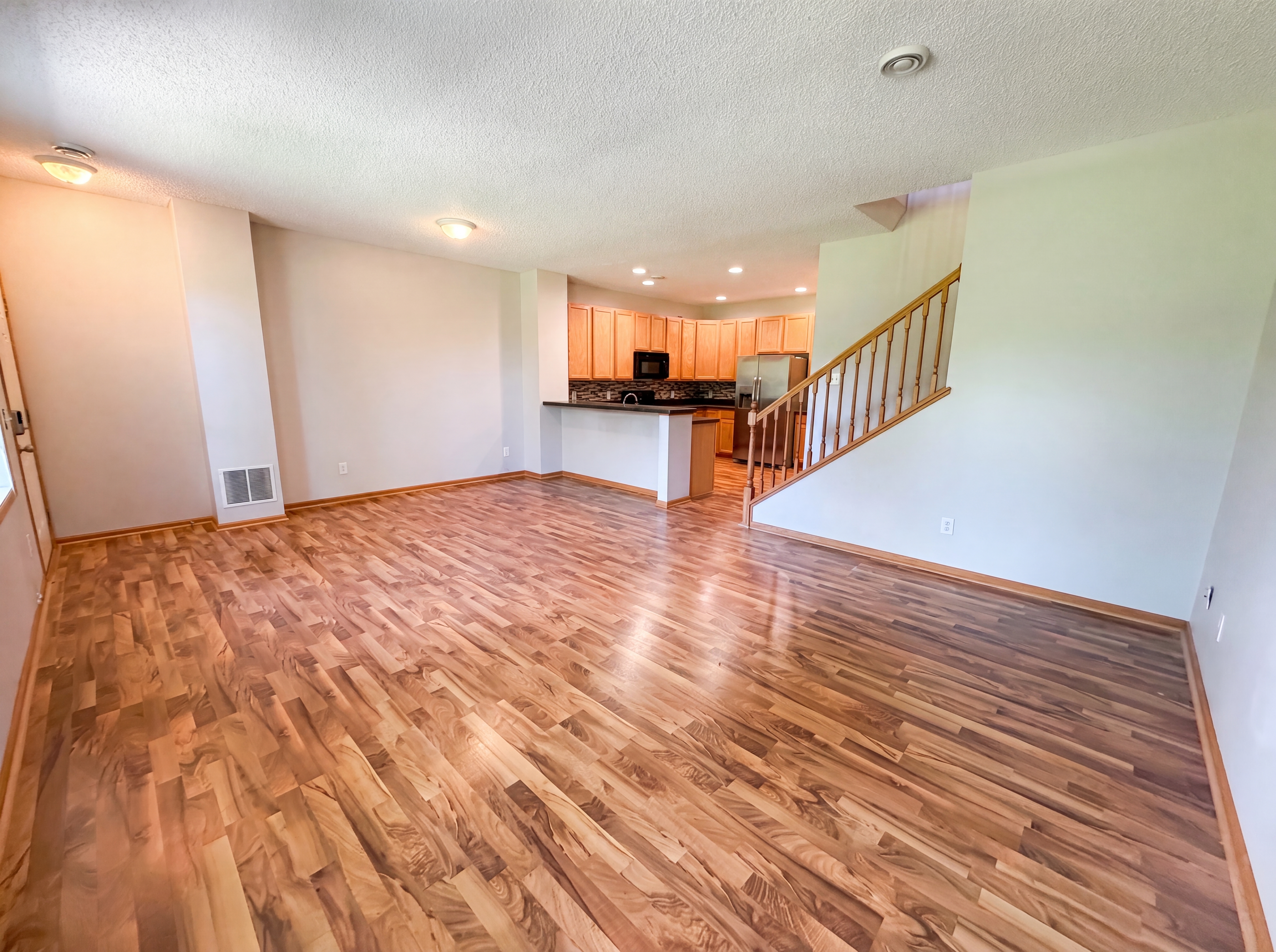 Photo 12 of 16 of 17213 Monroe St NW, Elk River, MN