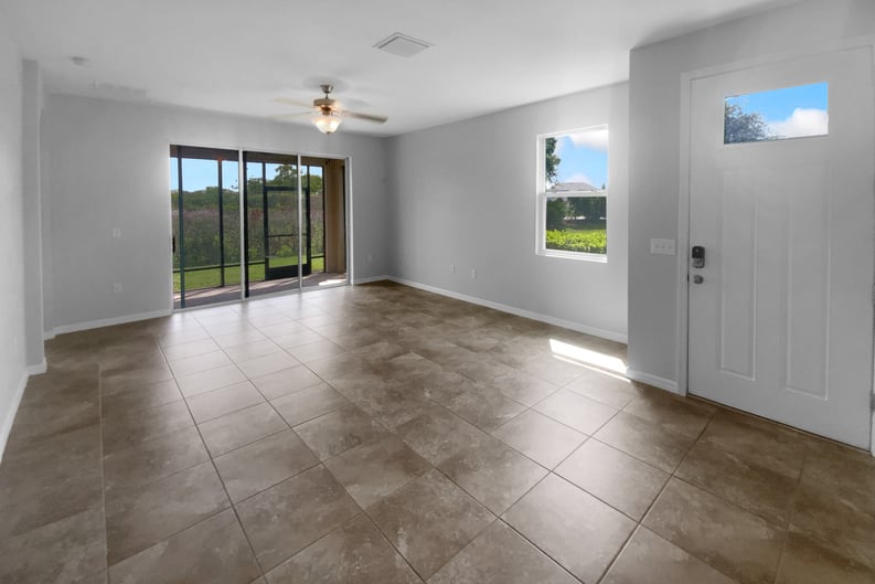 Property photo 3 of 33083 Windelstraw Dr