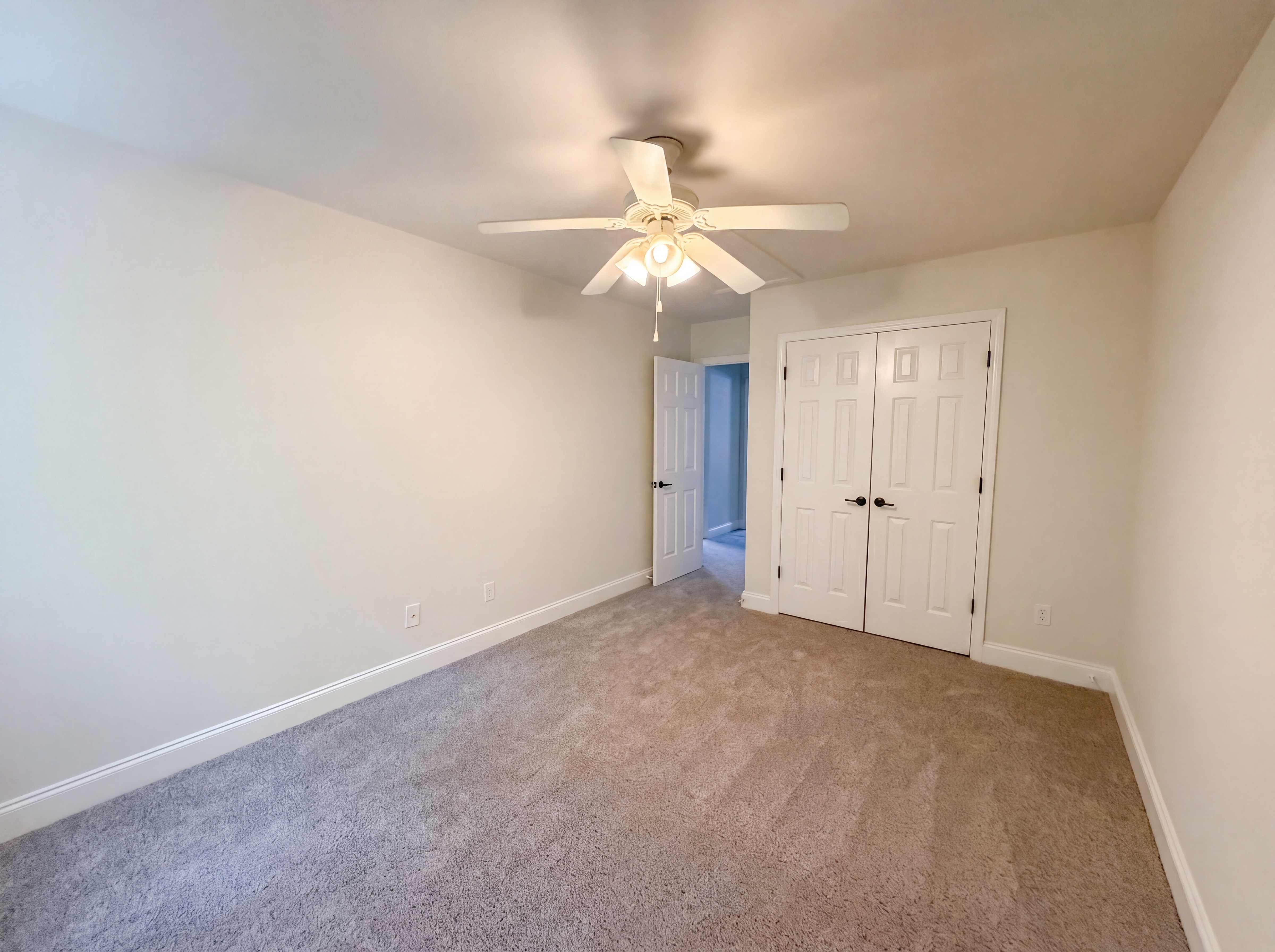 Photo 14 of 17 of 9622 Scarborough Ct, Summerville, SC