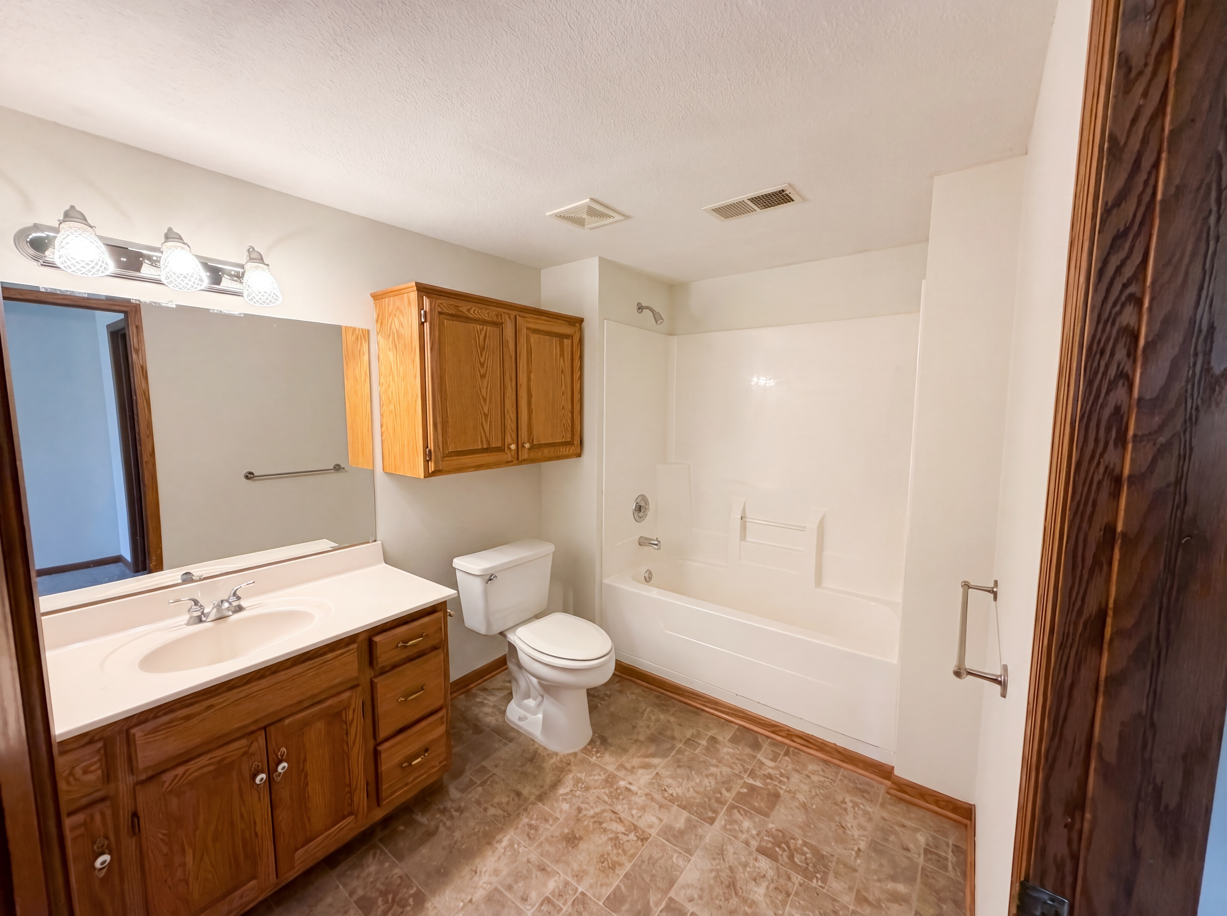 Photo 25 of 38 of 8433 Upland Ln N, Maple Grove, MN