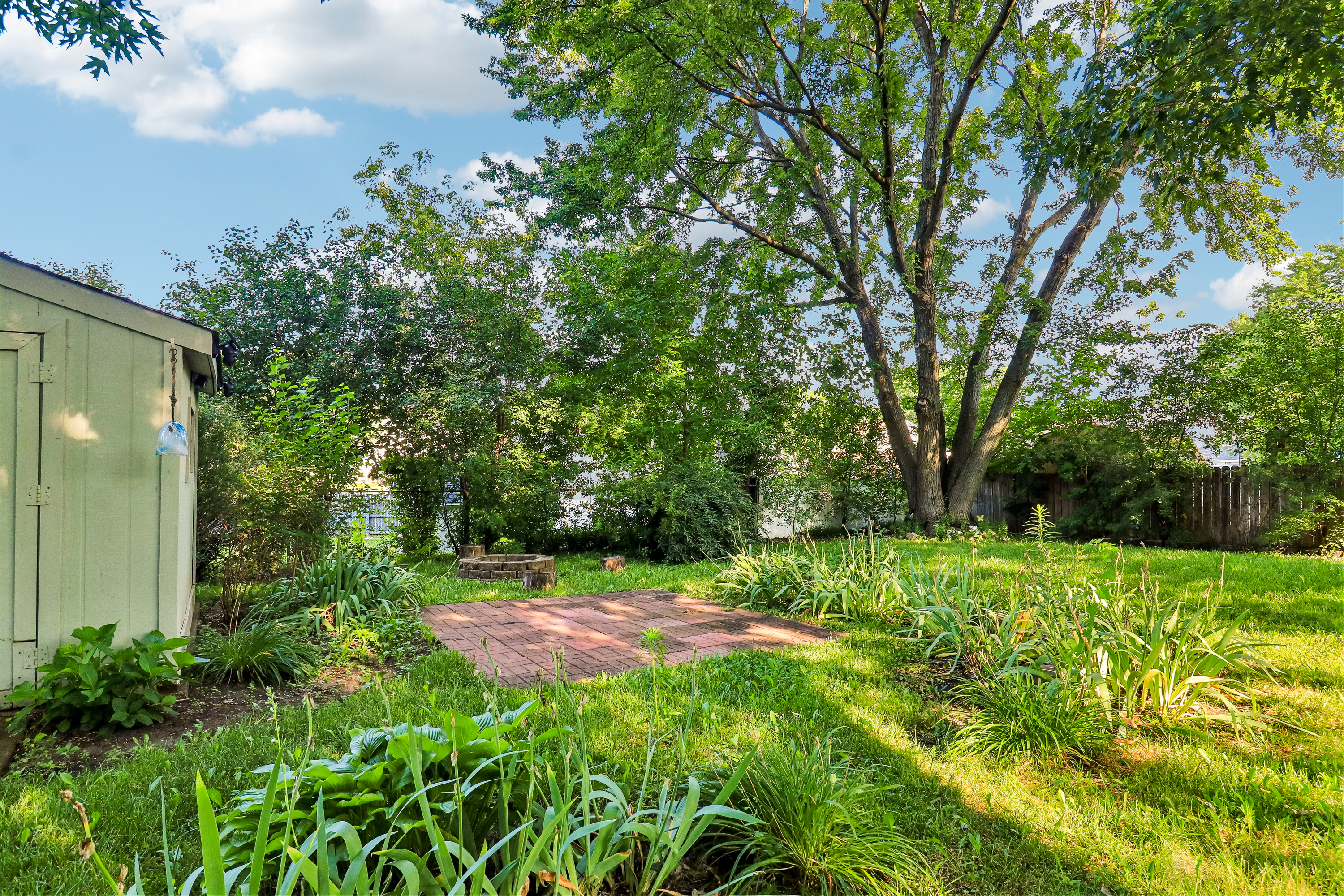 Photo 16 of 39 of 702 Buffalo Cir, Carol Stream, IL