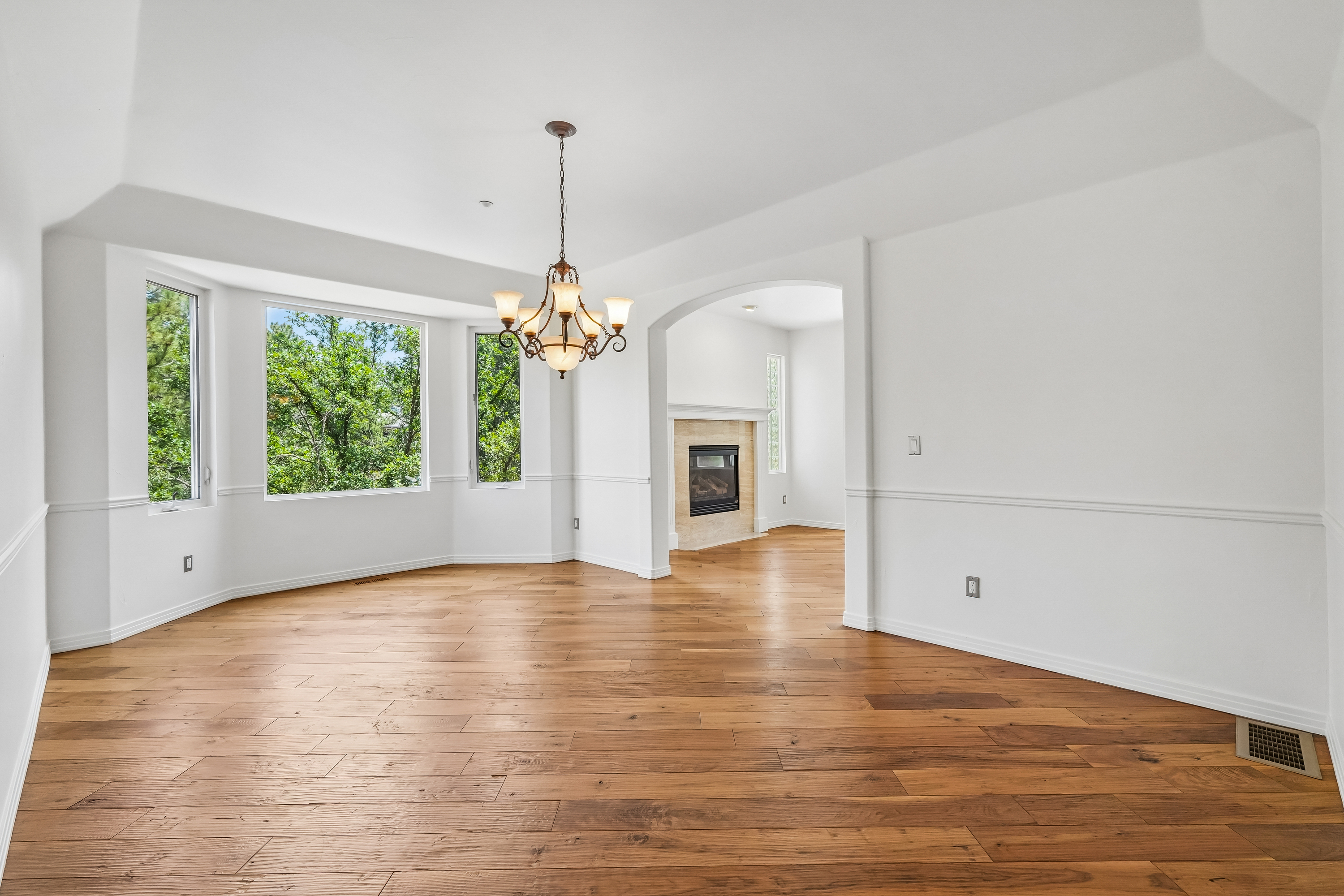 Photo 19 of 80 of 4730 Tierra Alta Dr, Castle Rock, CO