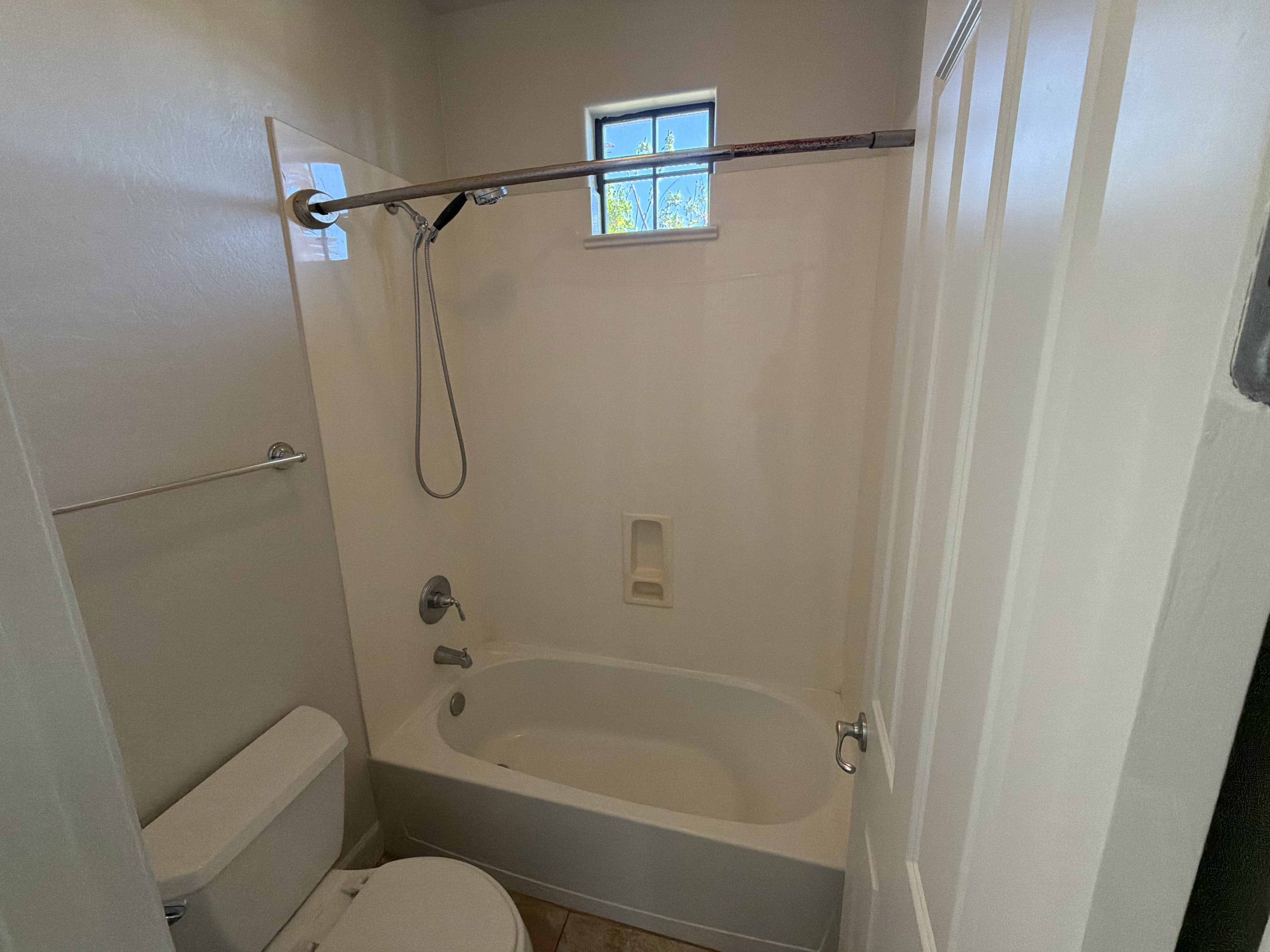 Photo 18 of 23 of 16148 W Glenrosa Ave, Goodyear, AZ