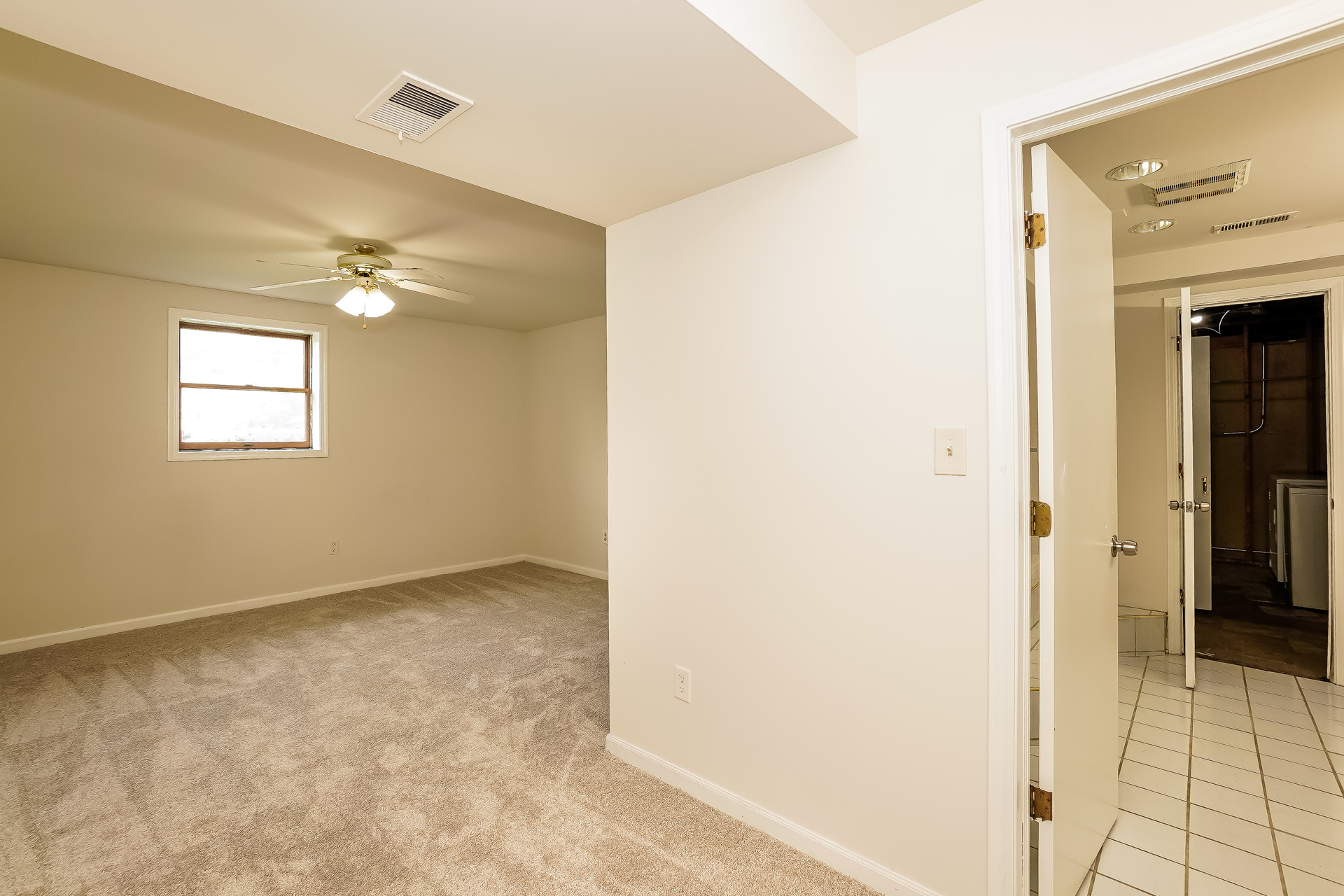 Photo 11 of 20 of 6743 Leland Ave, Hammond, IN
