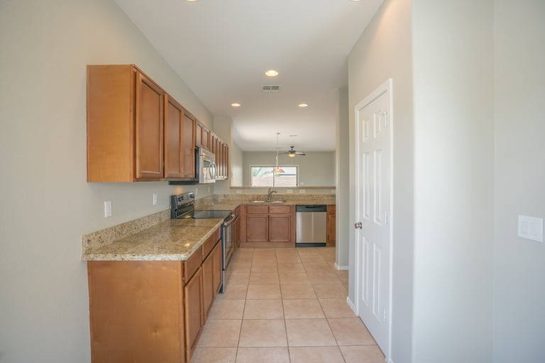 Photo 2 of 26 - 15987 N 177th Ct, Surprise, AZ 85388