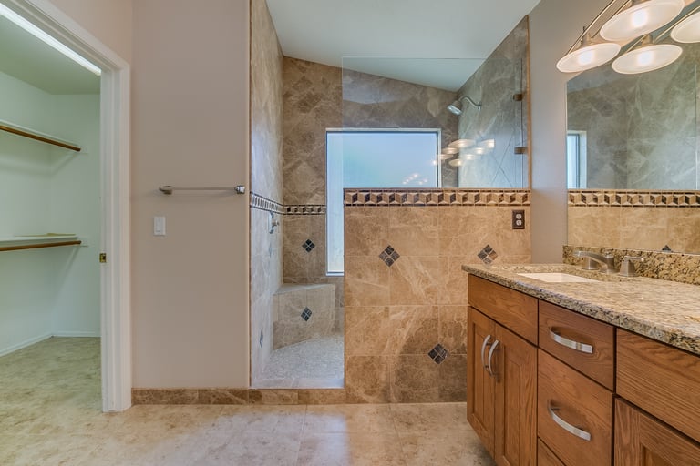 Photo 15 of 31 - 11314 S Obispo Dr, Goodyear, AZ 85338