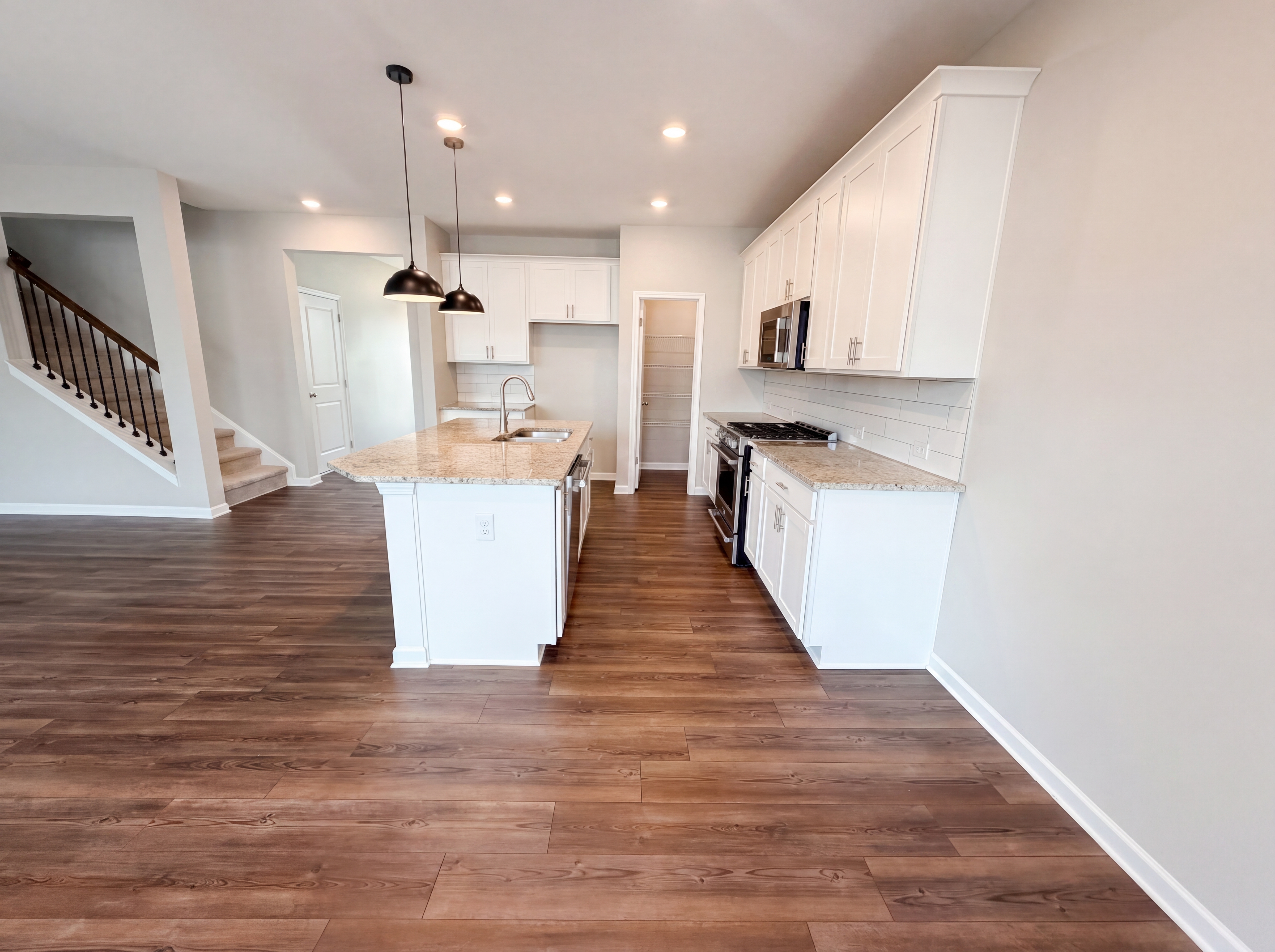 Photo 7 of 23 of 4205 Goosecross Ct, Lilburn, GA
