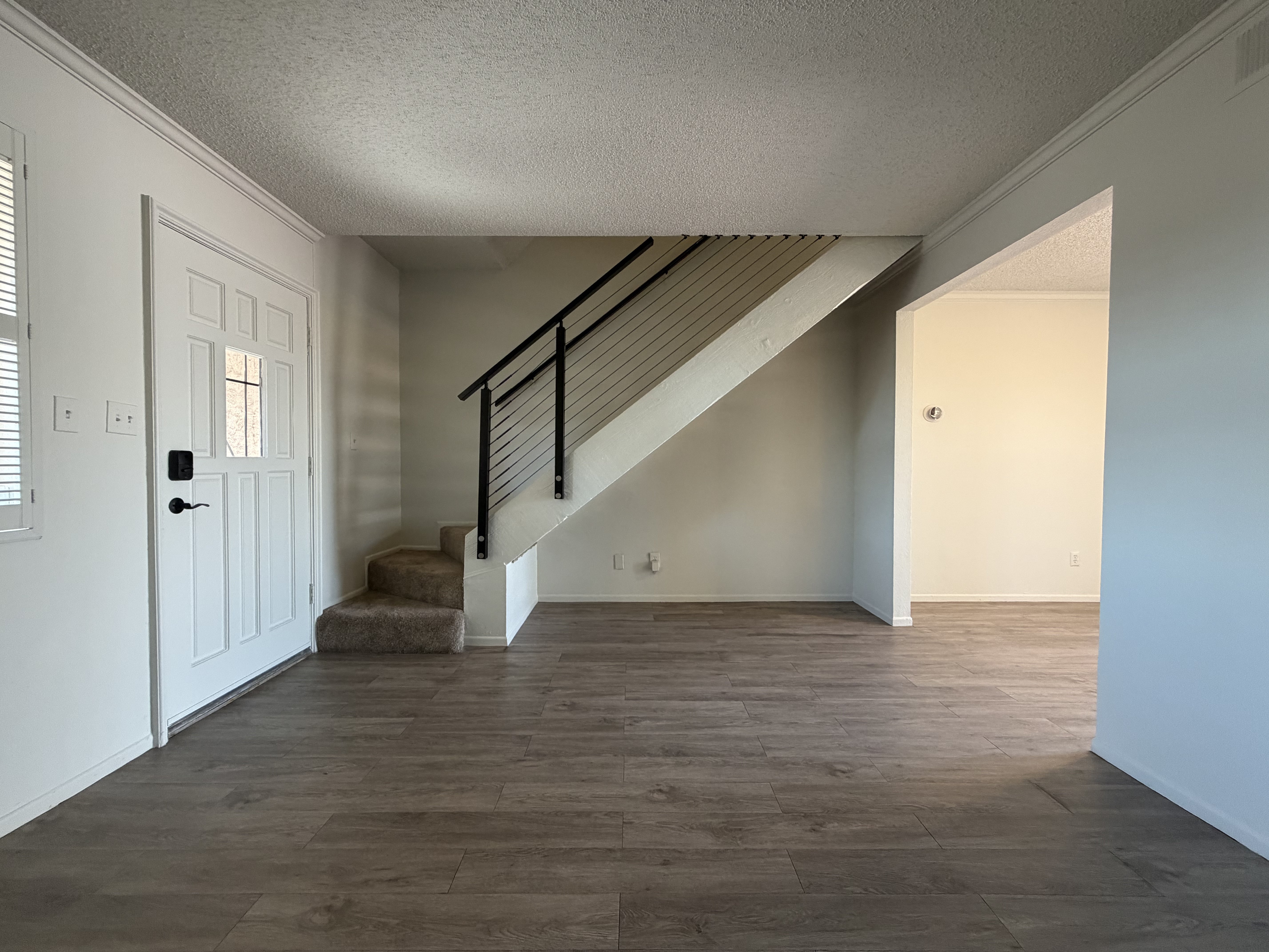 Photo 4 of 17 of 5240 Janfred Ct, Las Vegas, NV