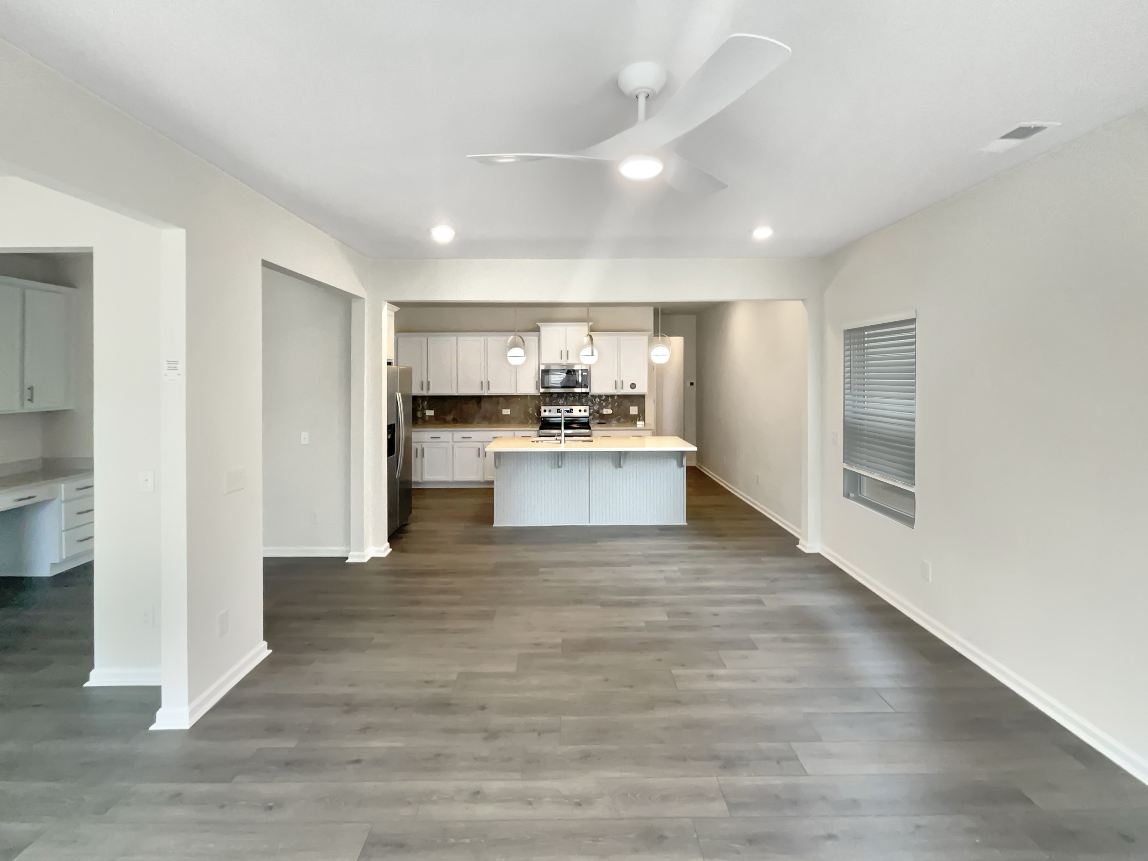Photo 9 of 24 of 4023 Aster Point Ct, Pfafftown, NC