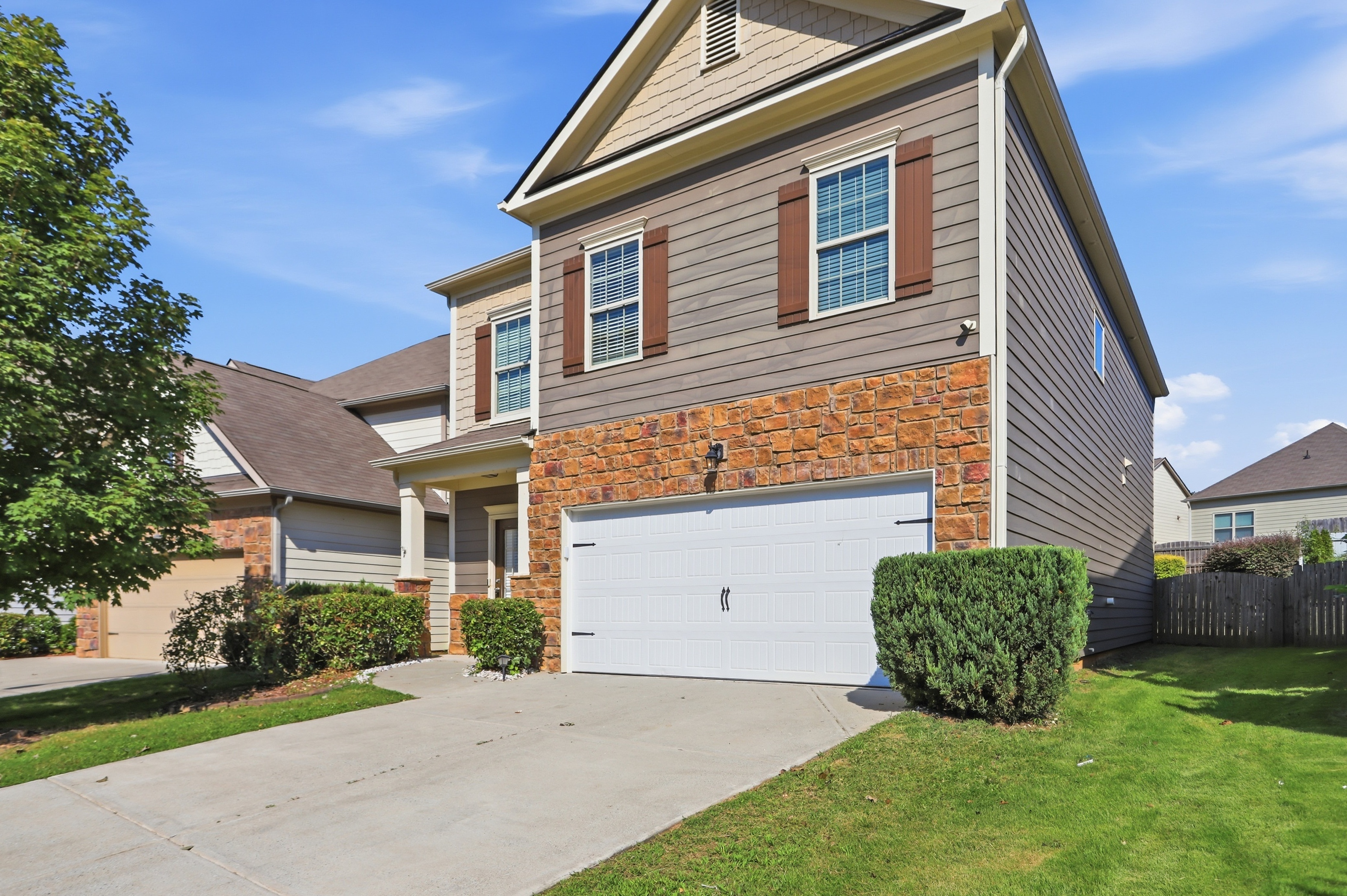 Photo 8 of 36 of 272 Shaw Dr, Acworth, GA