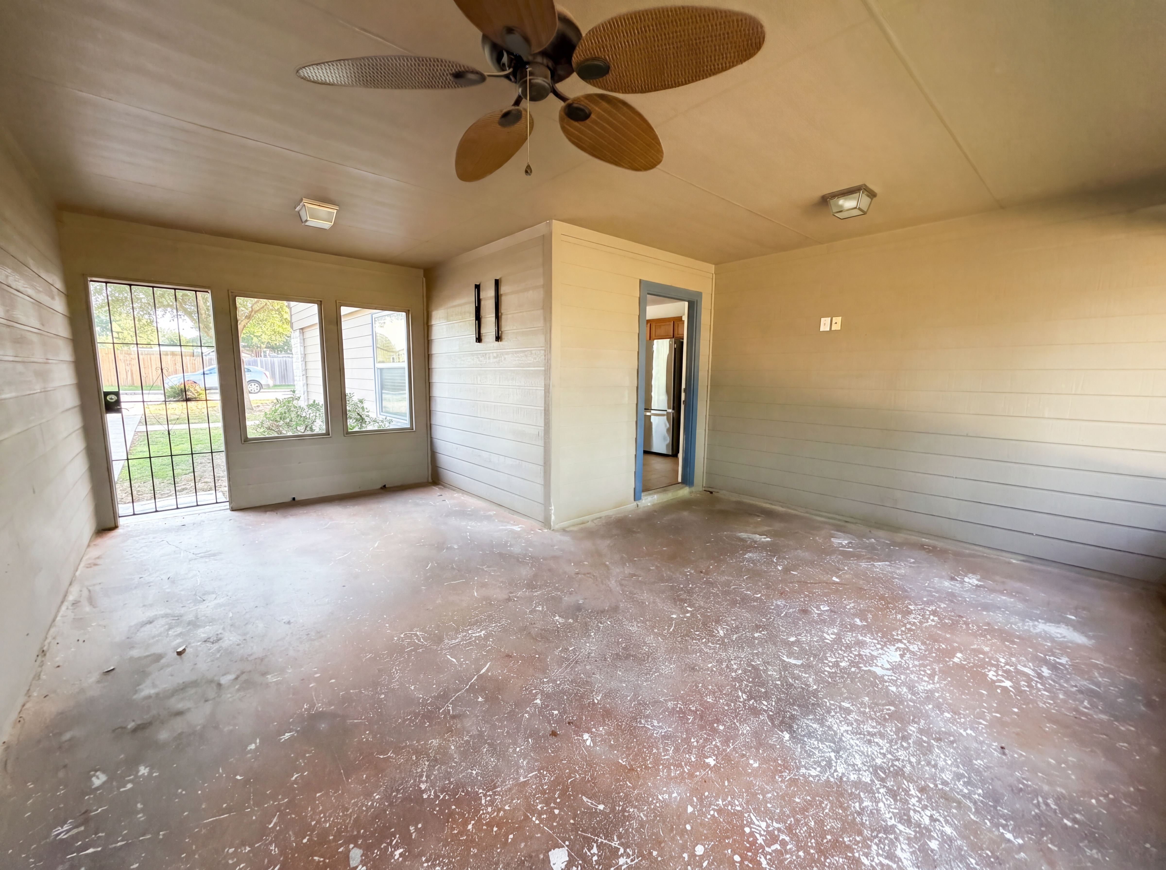 Photo 15 of 17 of 1108 Wind Haven Dr, New Braunfels, TX