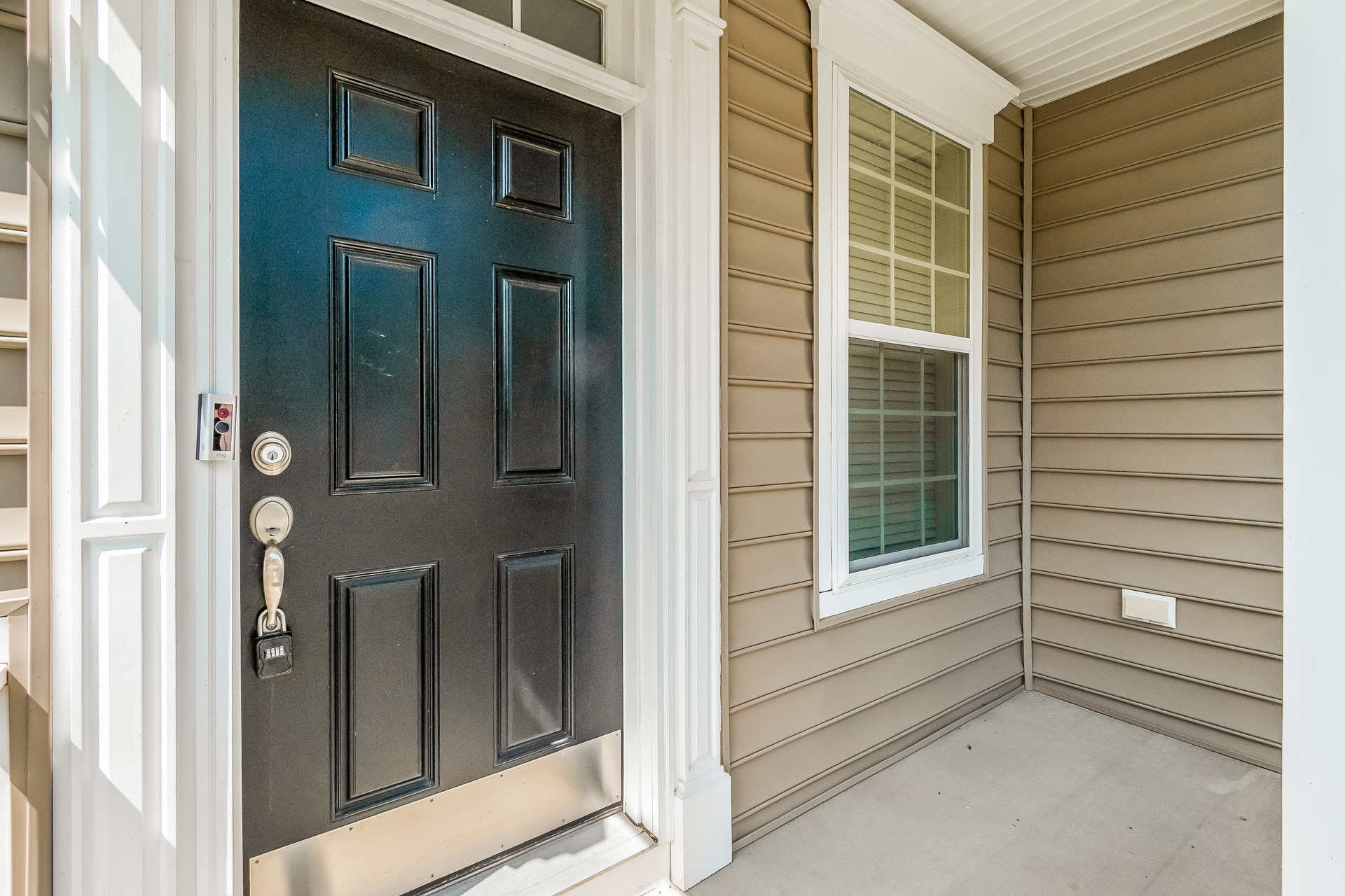 Photo 12 of 23 of 225 Dinwiddie Way, Kearneysville, WV