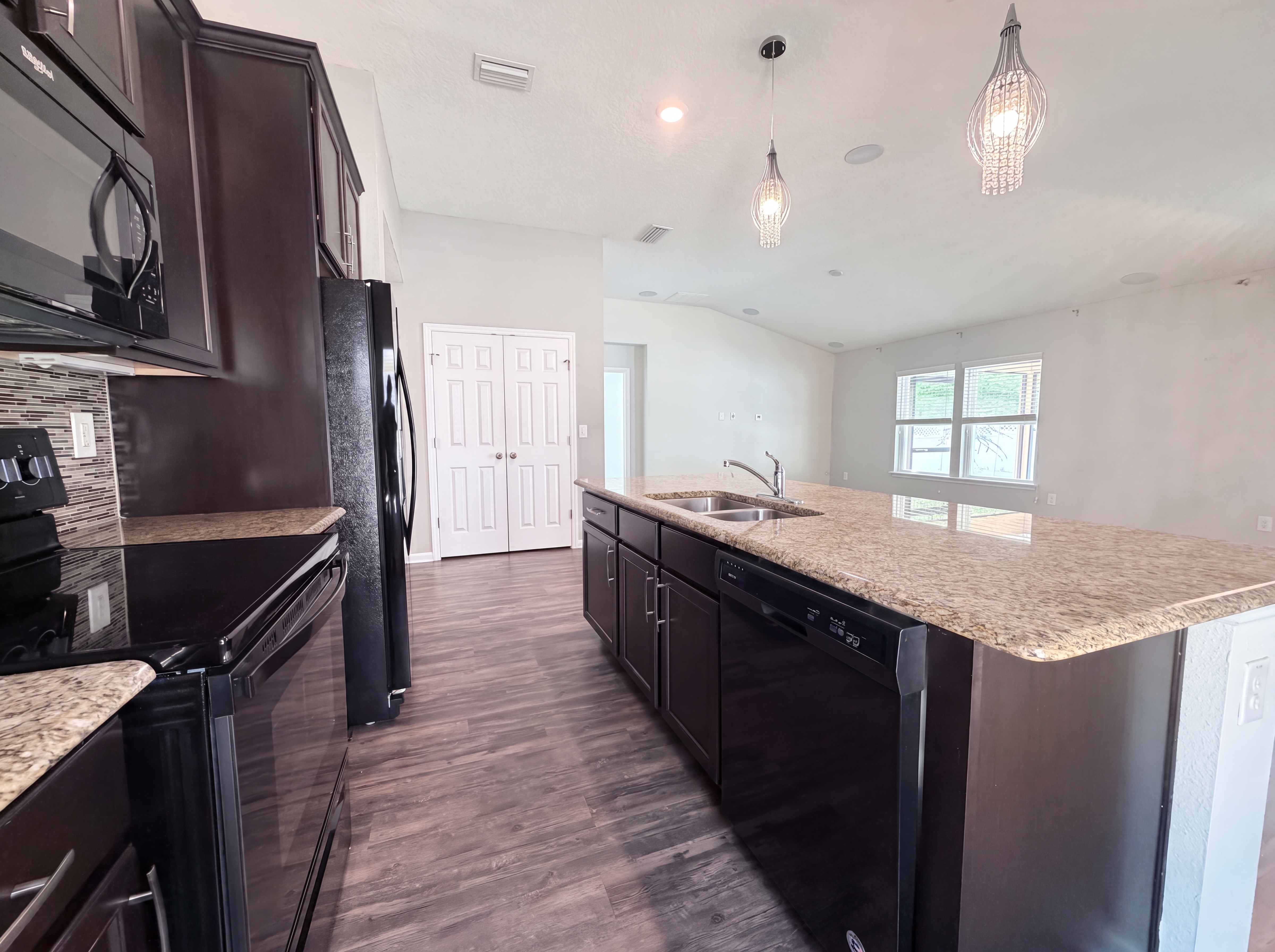 Photo 2 of 18 of 351 Hepburn Rd, Orange Park, FL