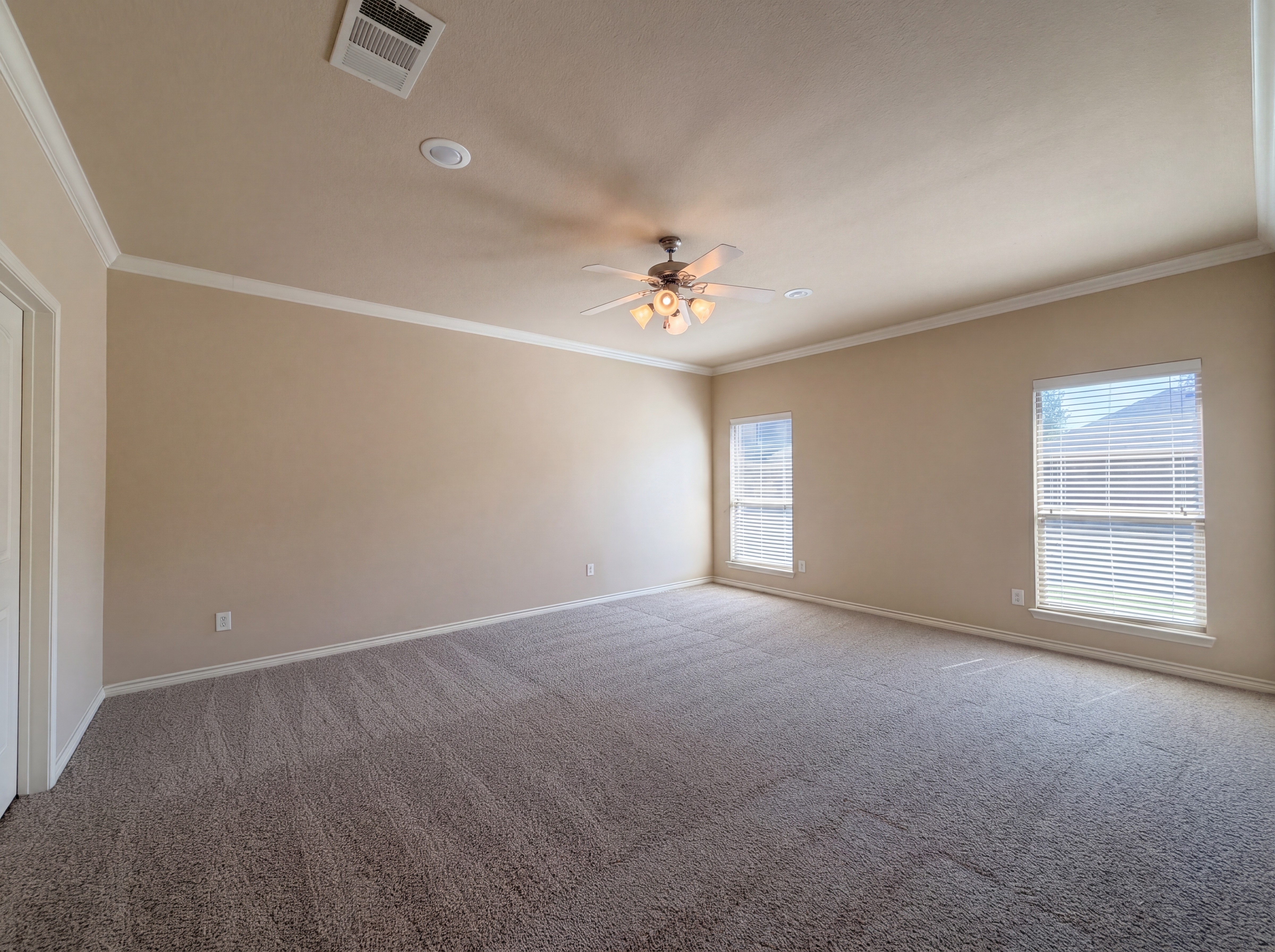 Photo 14 of 28 of 1608 Brushy Creek Ln, Allen, TX