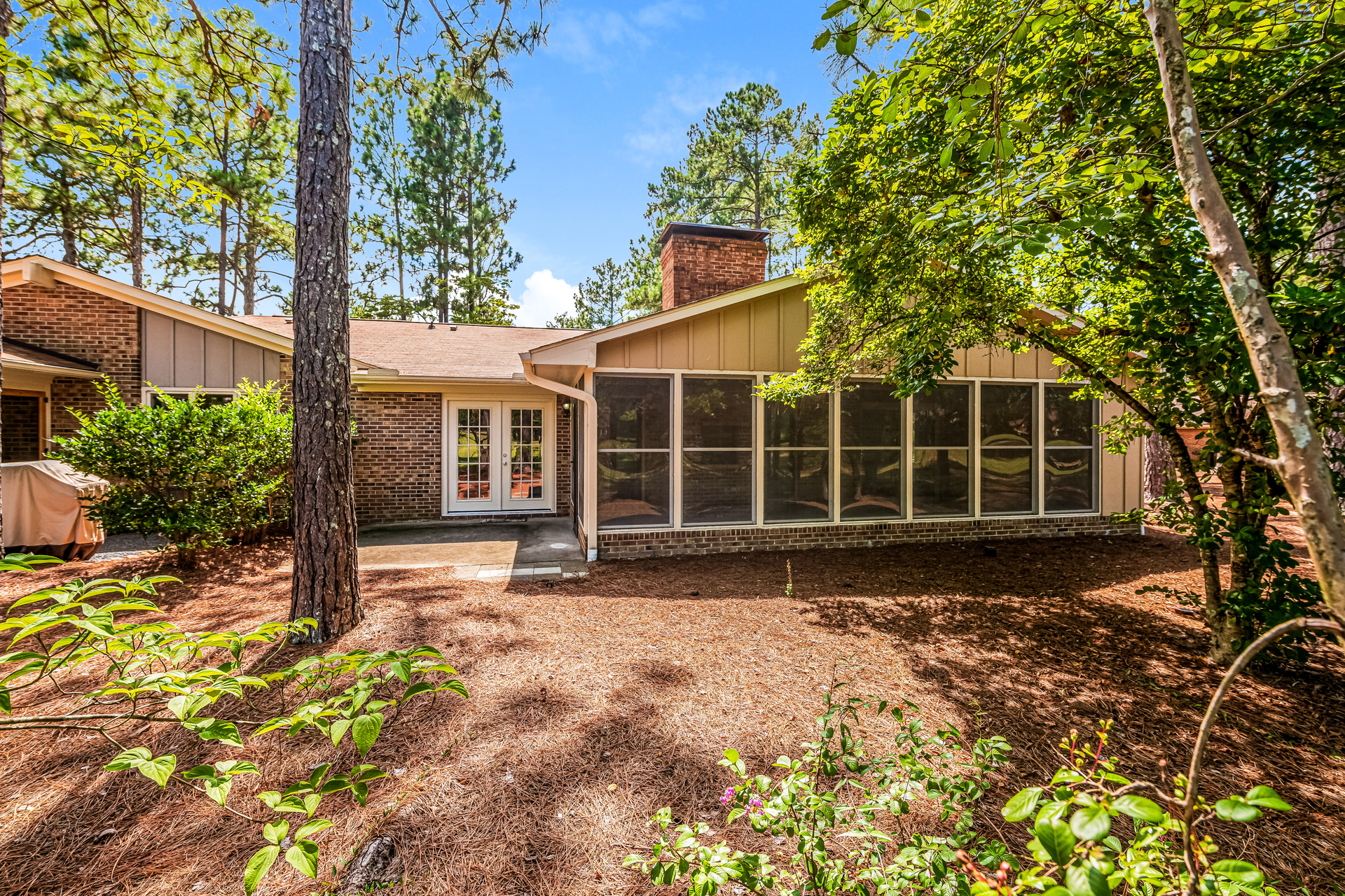 Photo 5 of 21 of 909 Satinwood Ct, Southern Pines, NC