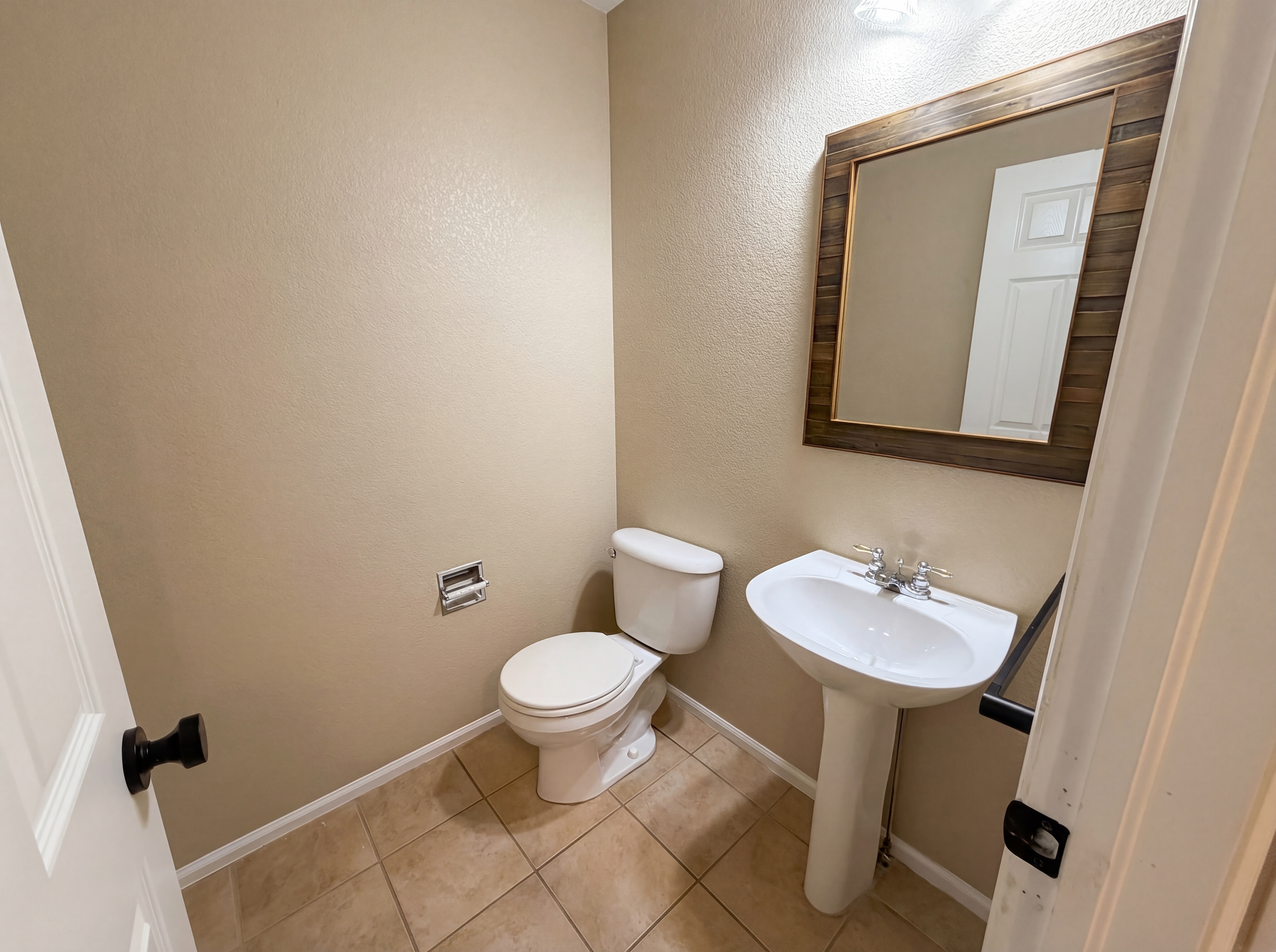 Photo 6 of 26 of 9580 Brentwood Way, Broomfield, CO