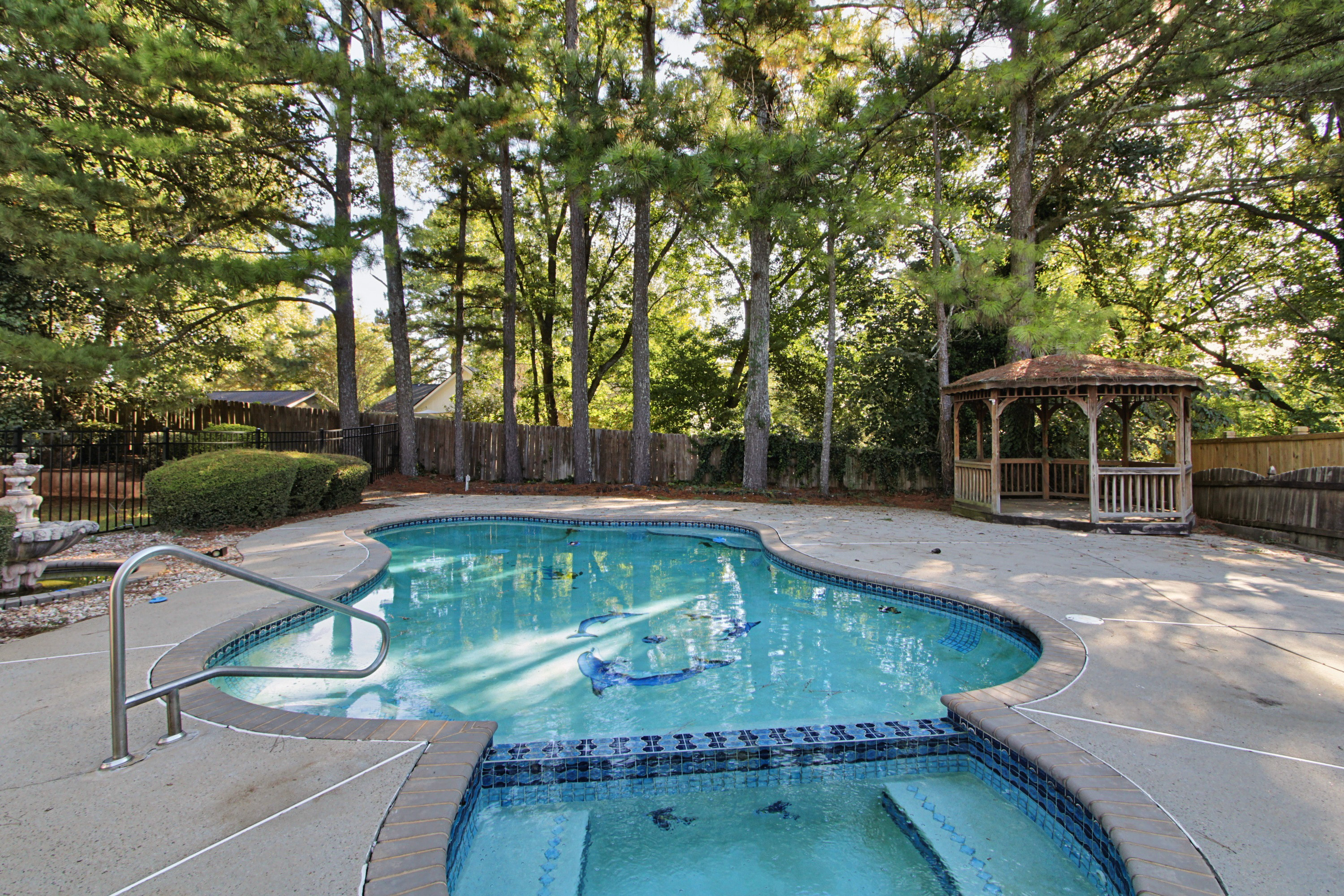 Photo 49 of 54 of 945 Brandon Ridge Dr, Roswell, GA