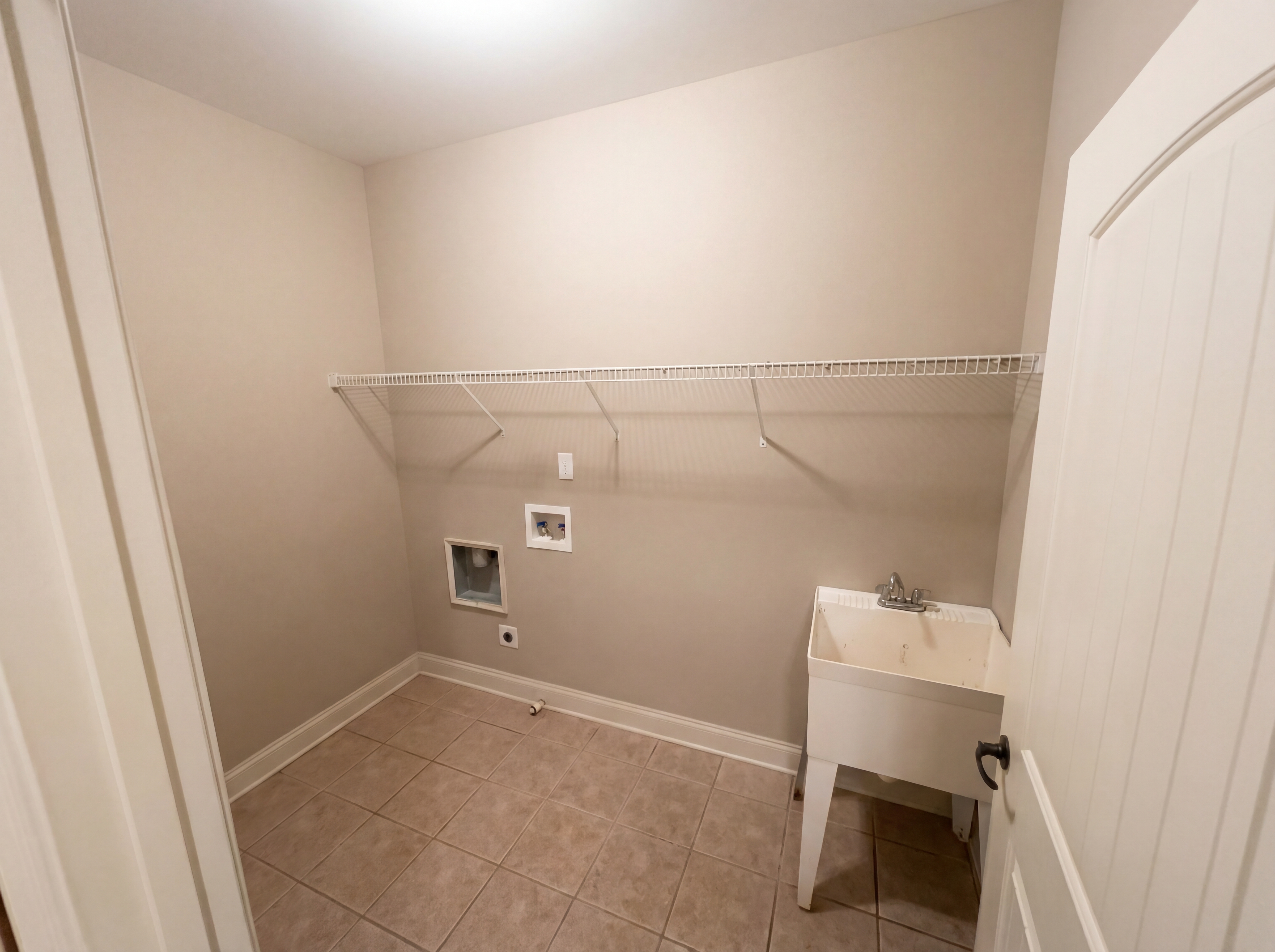 Photo 13 of 20 of 212 Westwind Dr, Newnan, GA