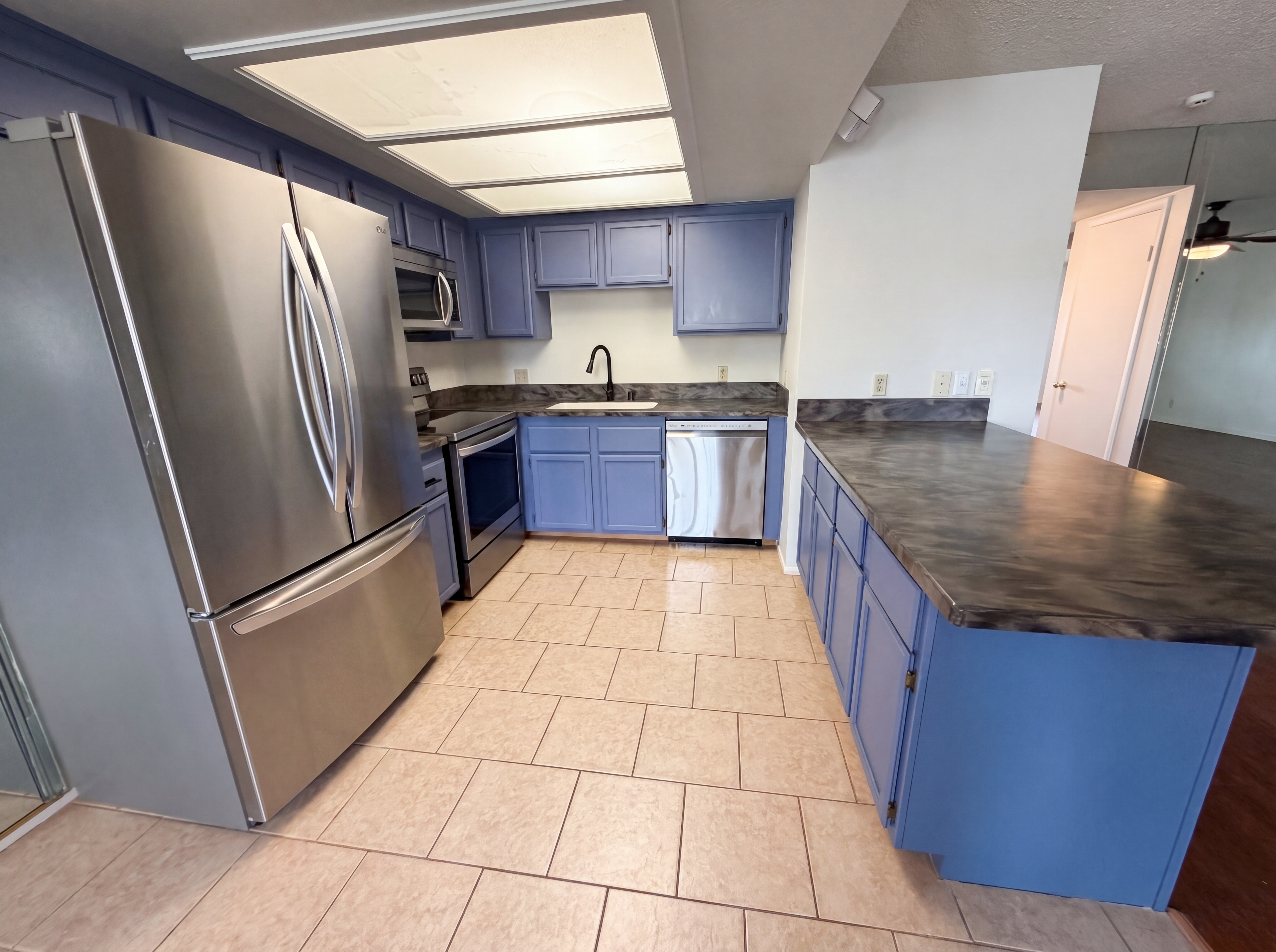 Photo 2 of 47 of 1325 Keifer Ln, Las Vegas, NV