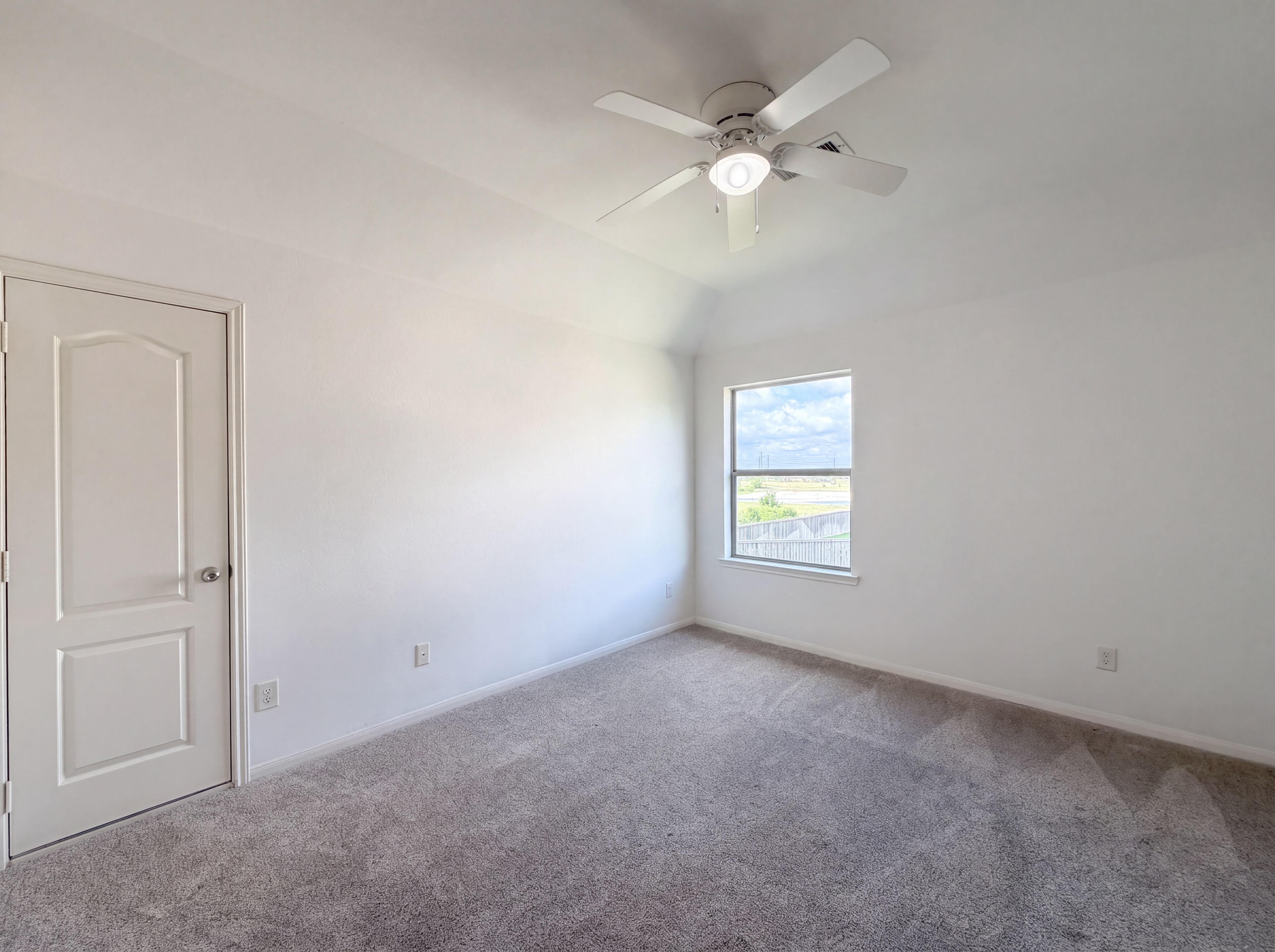 Photo 26 of 29 of 8611 Bright Angel Ln, Cypress, TX
