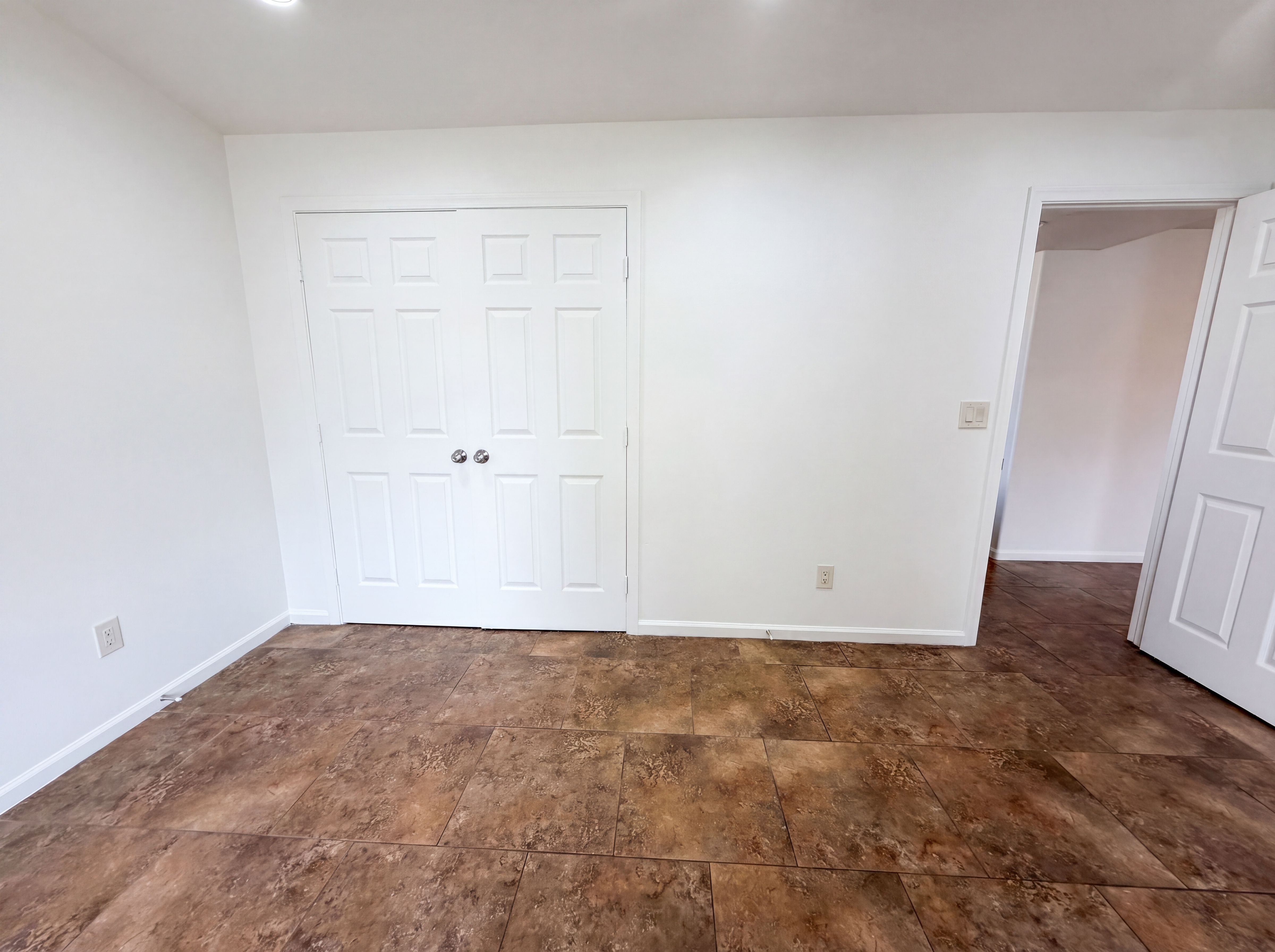 Photo 8 of 26 of 2722 E Nisbet Rd, Phoenix, AZ