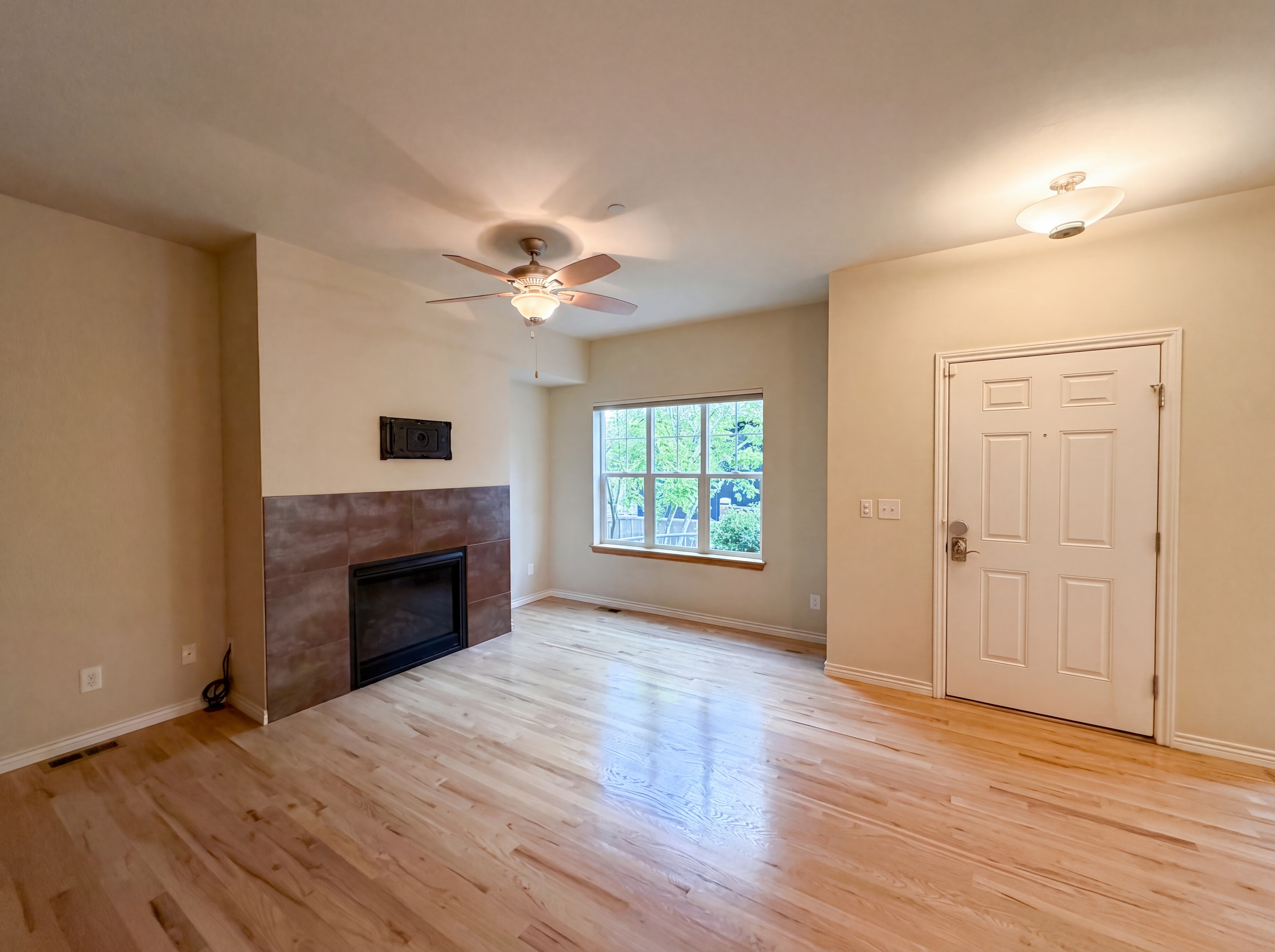 Photo 6 of 38 of 4117 Clifton Ct, Boulder, CO