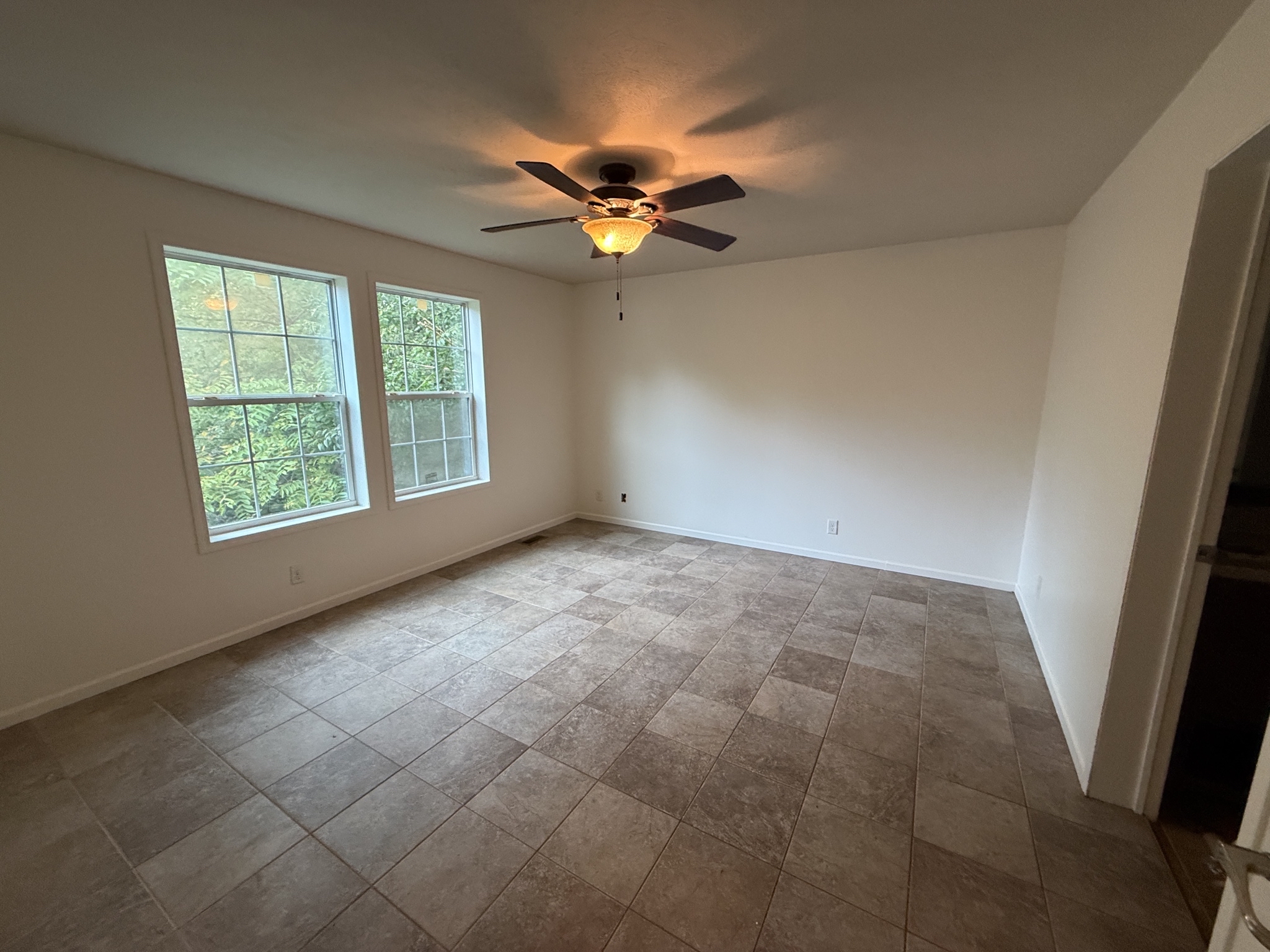 Photo 4 of 17 of 3911 W Forrest Park Dr, Bloomington, IN