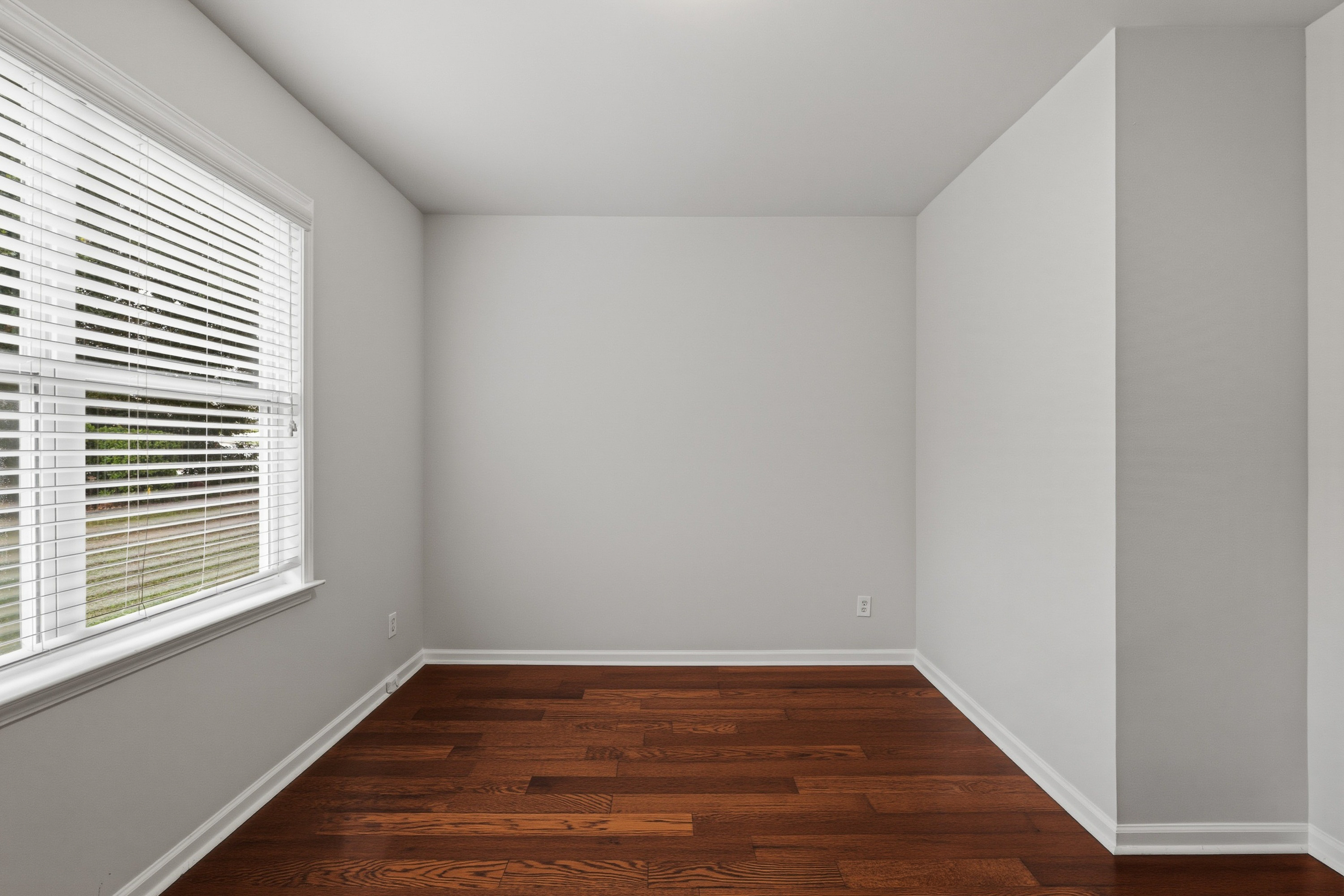 Photo 18 of 64 of 7295 Madison Cir, Union City, GA