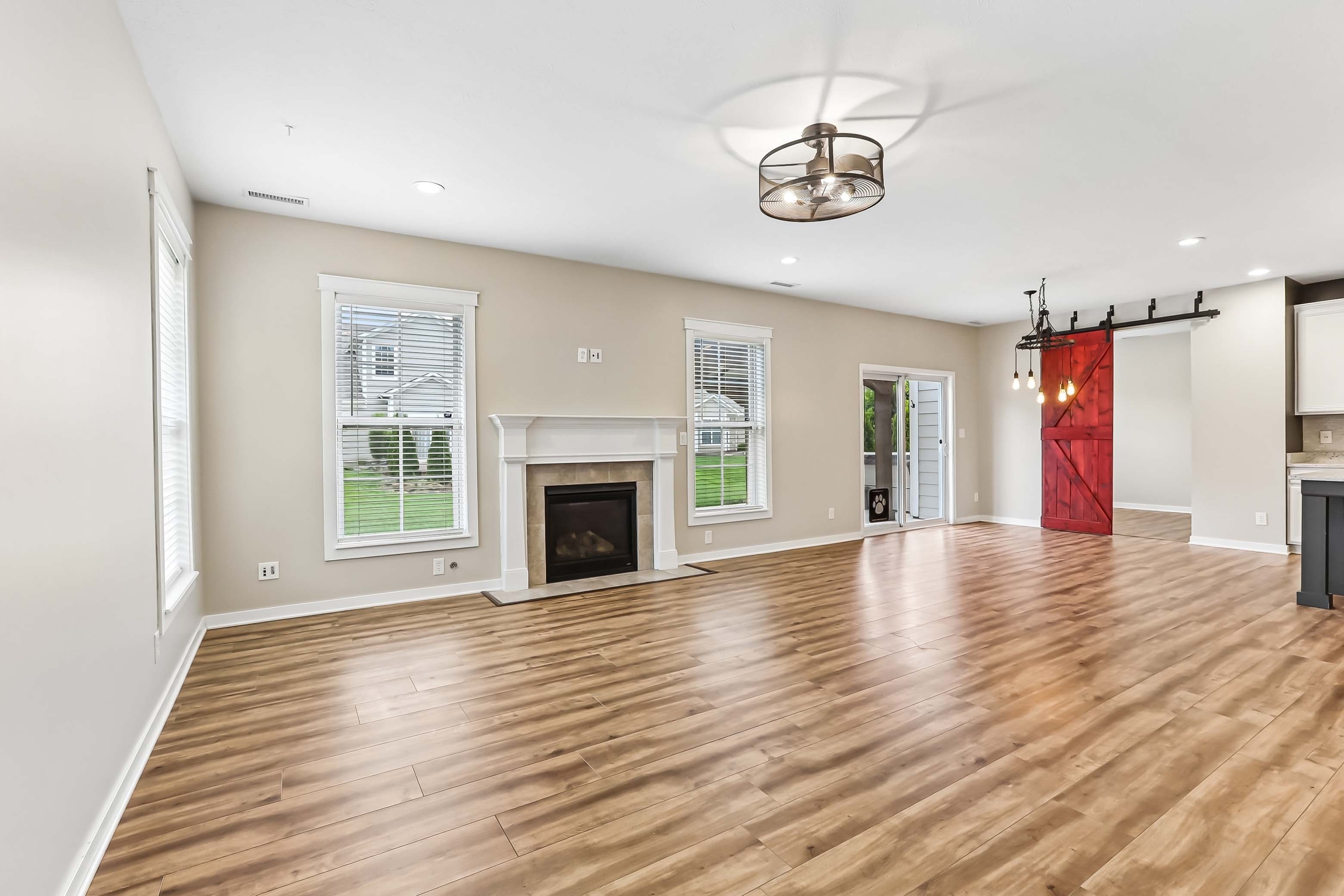 Photo 3 of 56 of 15143 Gallop Ln, Fishers, IN