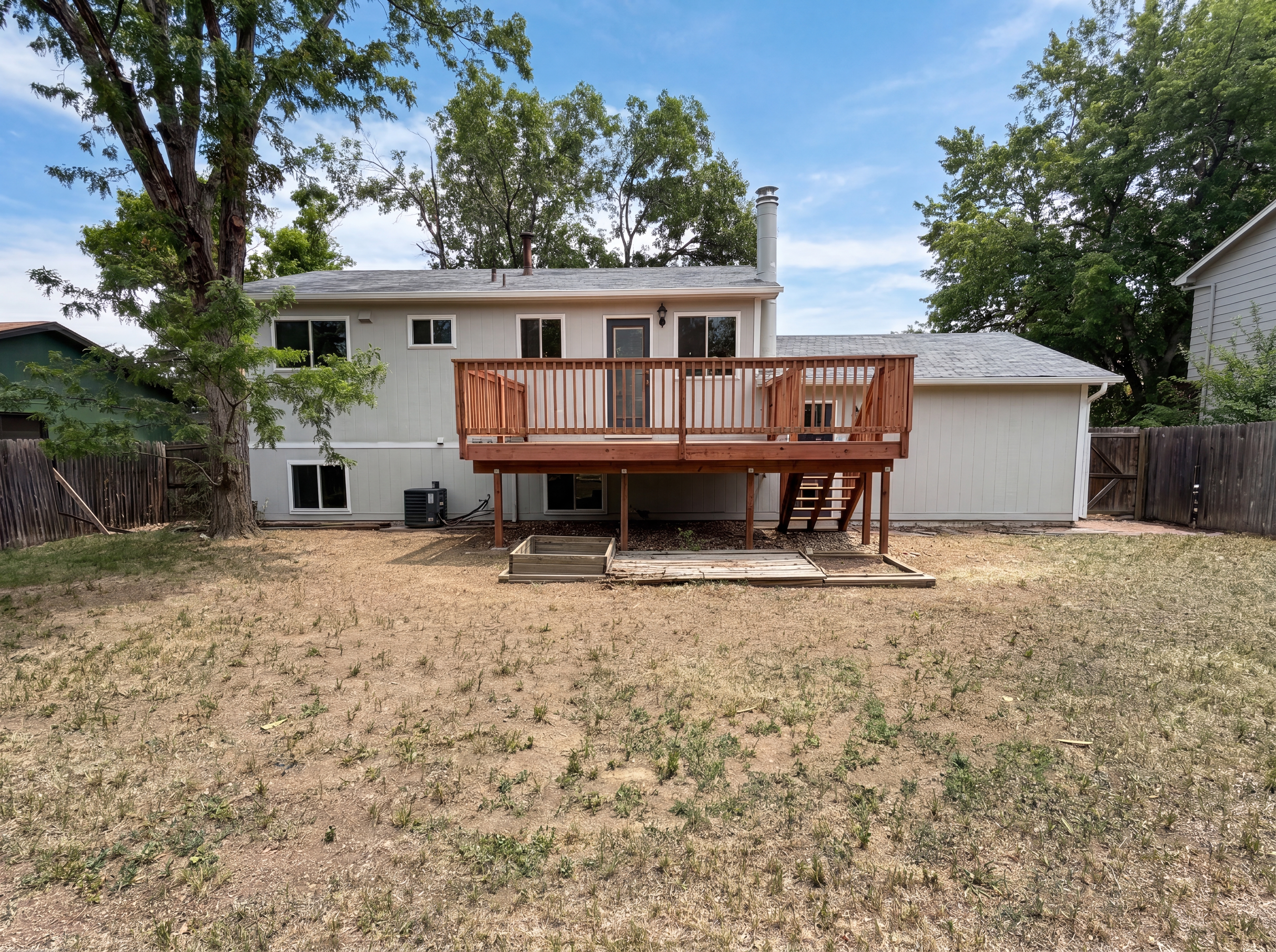 Photo 5 of 26 of 10661 Quail Ct, Broomfield, CO