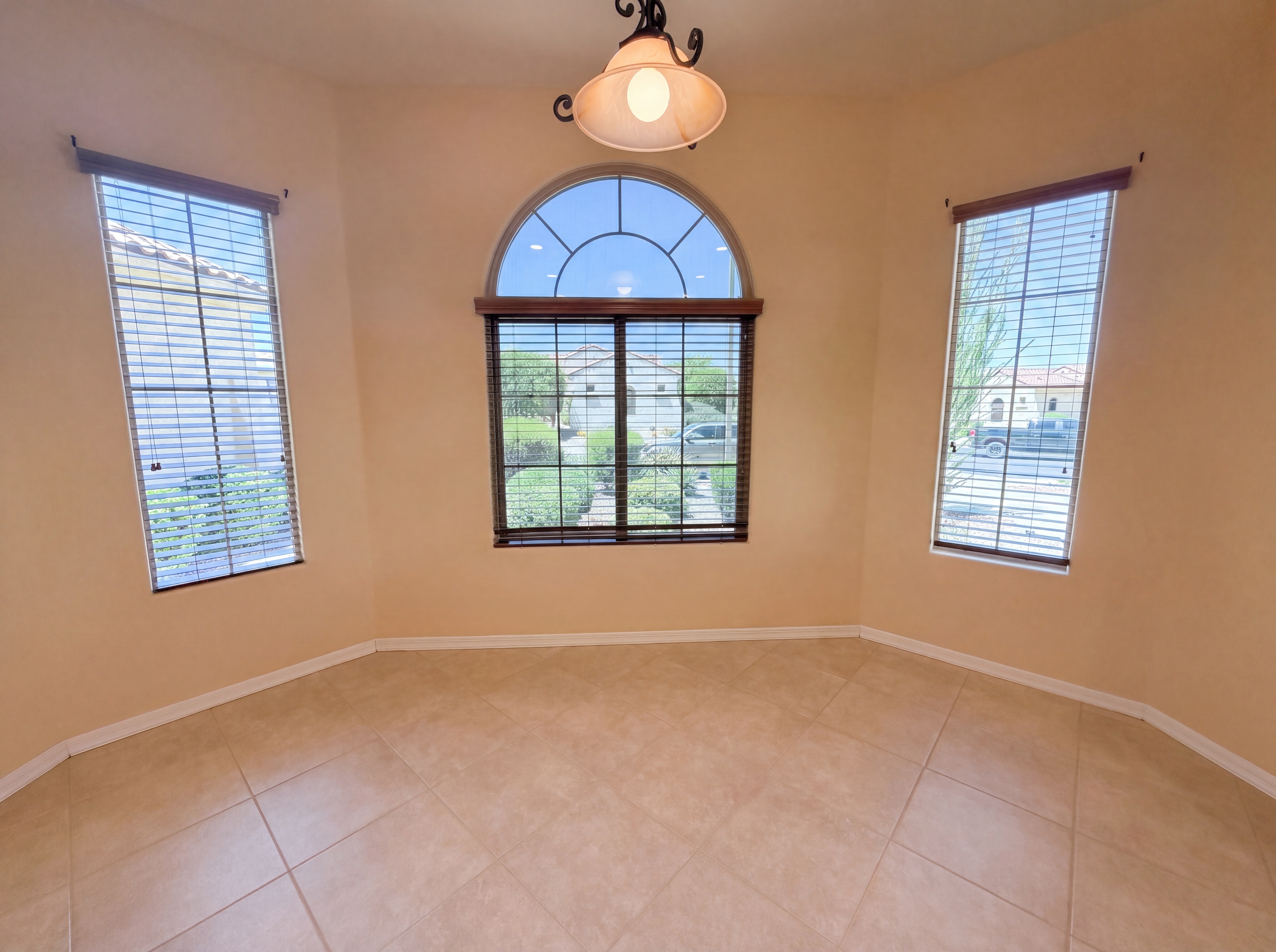 Photo 9 of 31 of 20359 N 262nd Dr, Buckeye, AZ