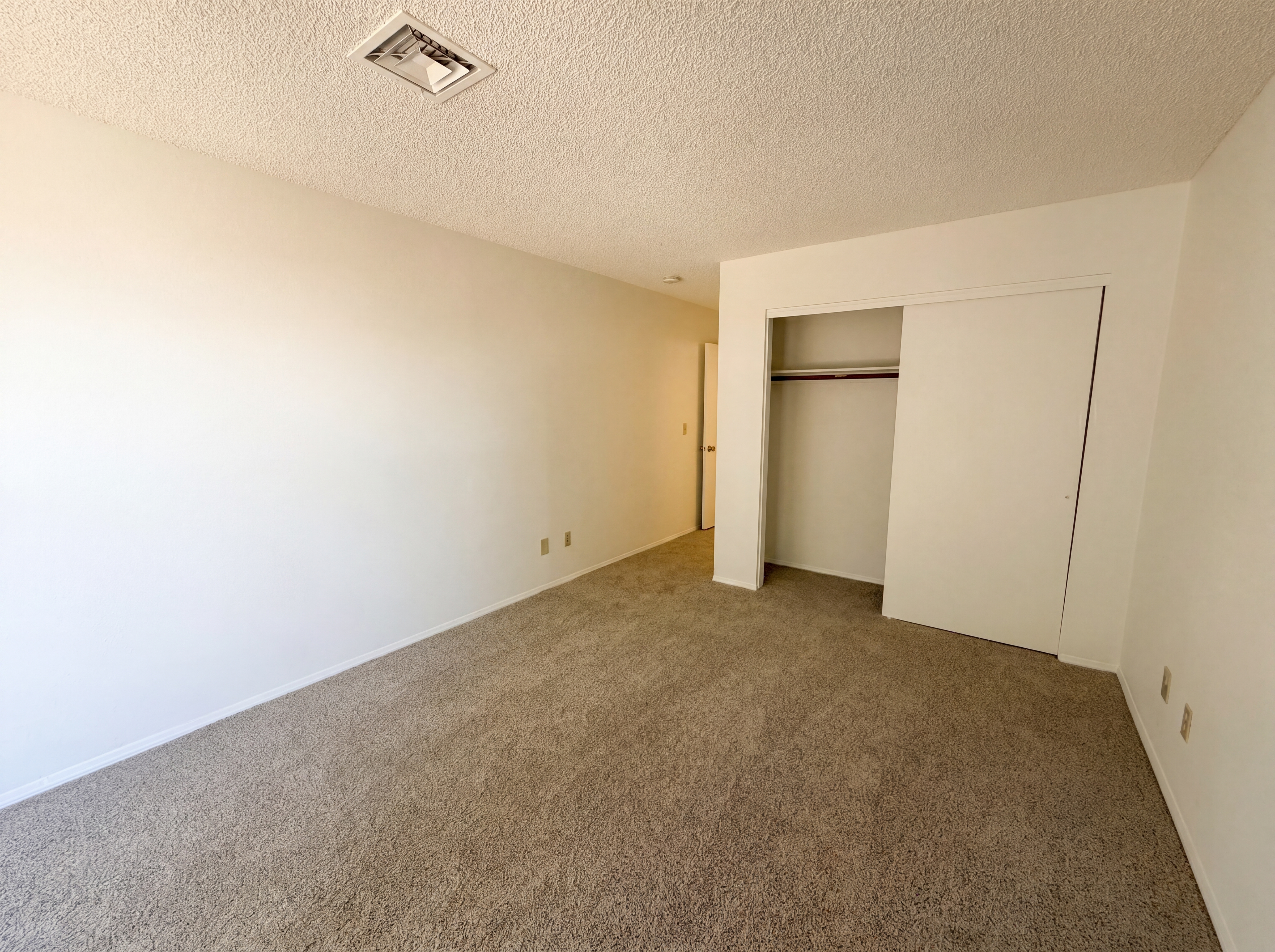 Photo 16 of 20 of 4461 N 84th Ave, Phoenix, AZ