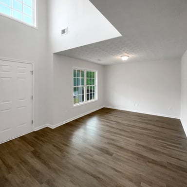 Property photo 3 of 280 Hoglen Dr