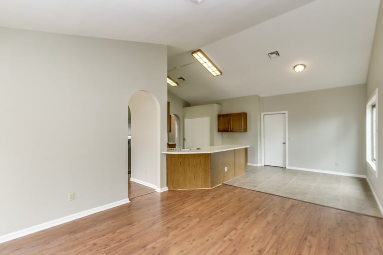 Photo 18 of 32 - 668 E Manor Dr, Chandler, AZ 85225