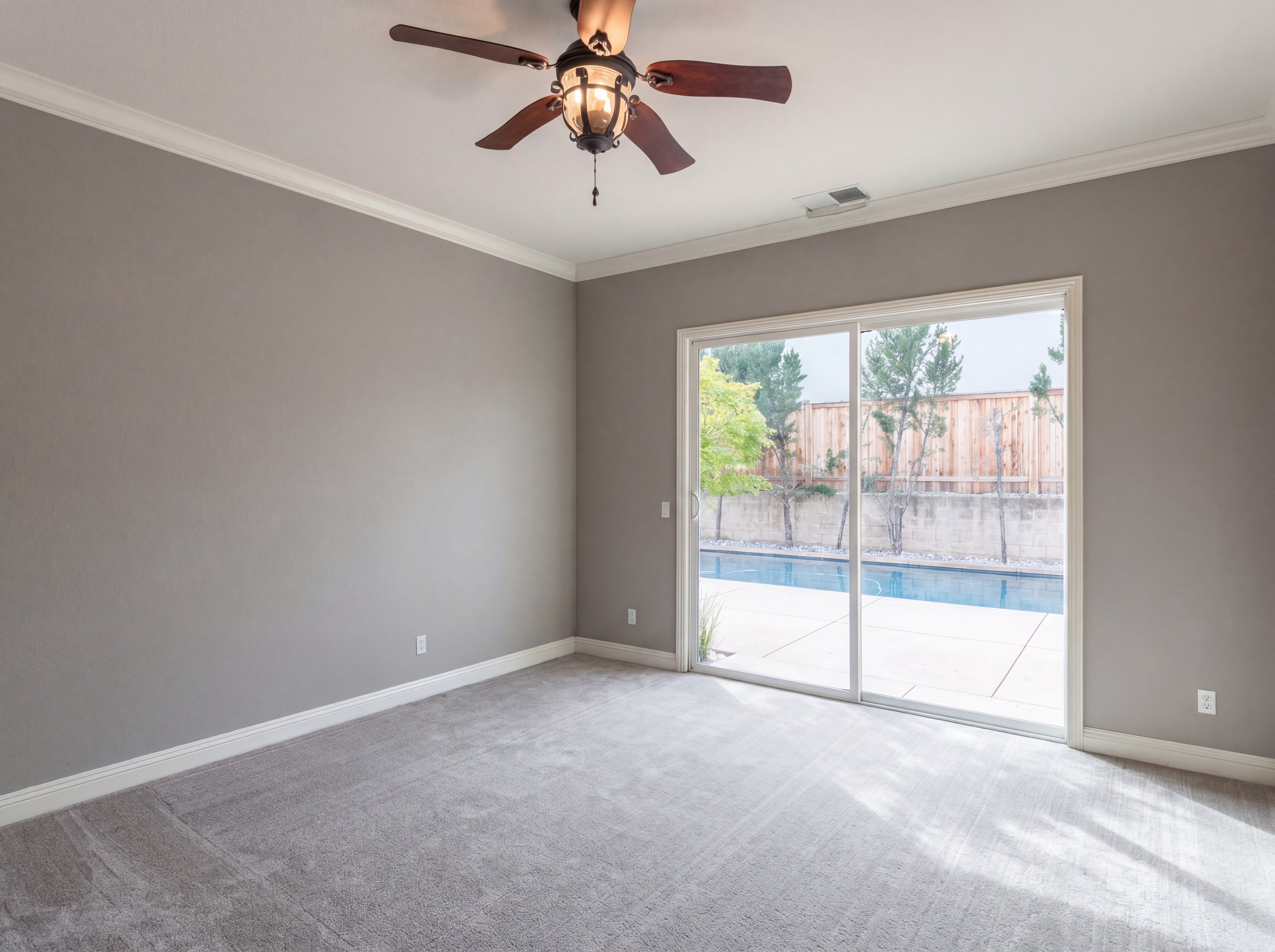 Photo 33 of 51 of 1401 Grey Owl Cir, Roseville, CA