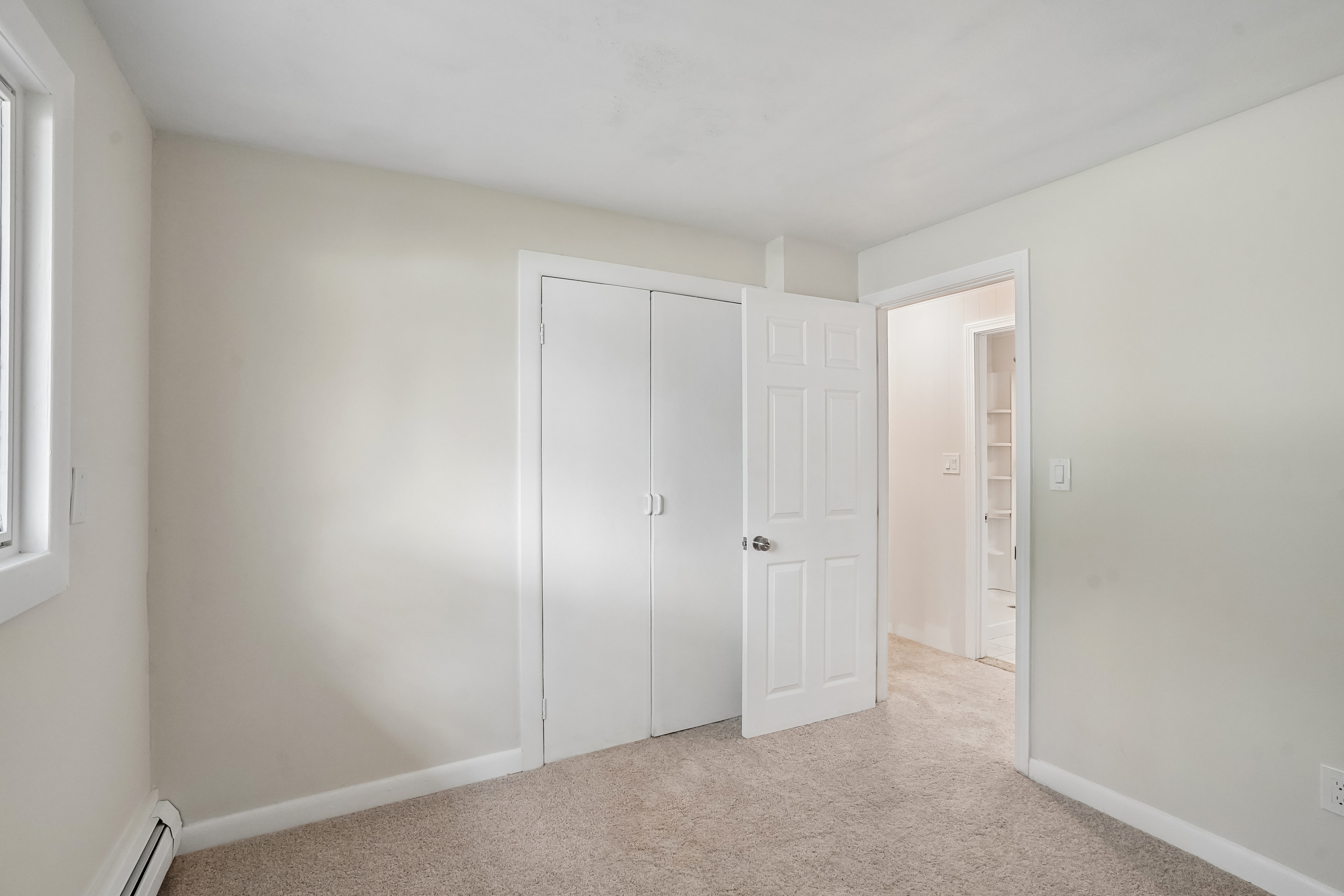 Photo 14 of 27 of 237 Hovenden Ave, Brockton, MA