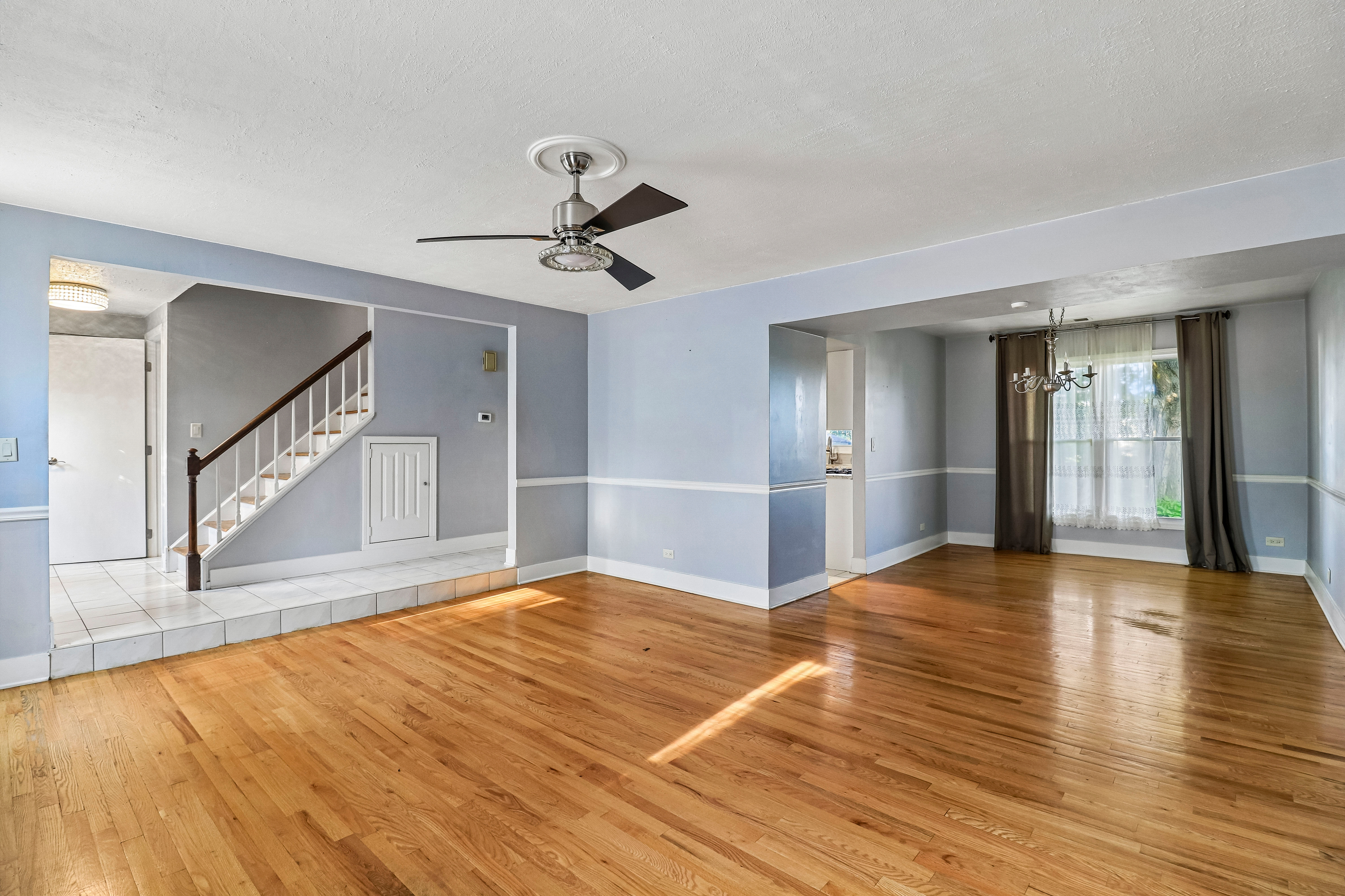 Photo 37 of 39 of 702 Buffalo Cir, Carol Stream, IL