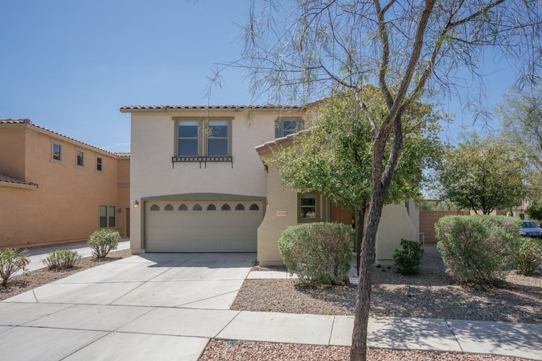 Photo 1 of 31 - 18563 W Fairway Dr, Surprise, AZ 85374