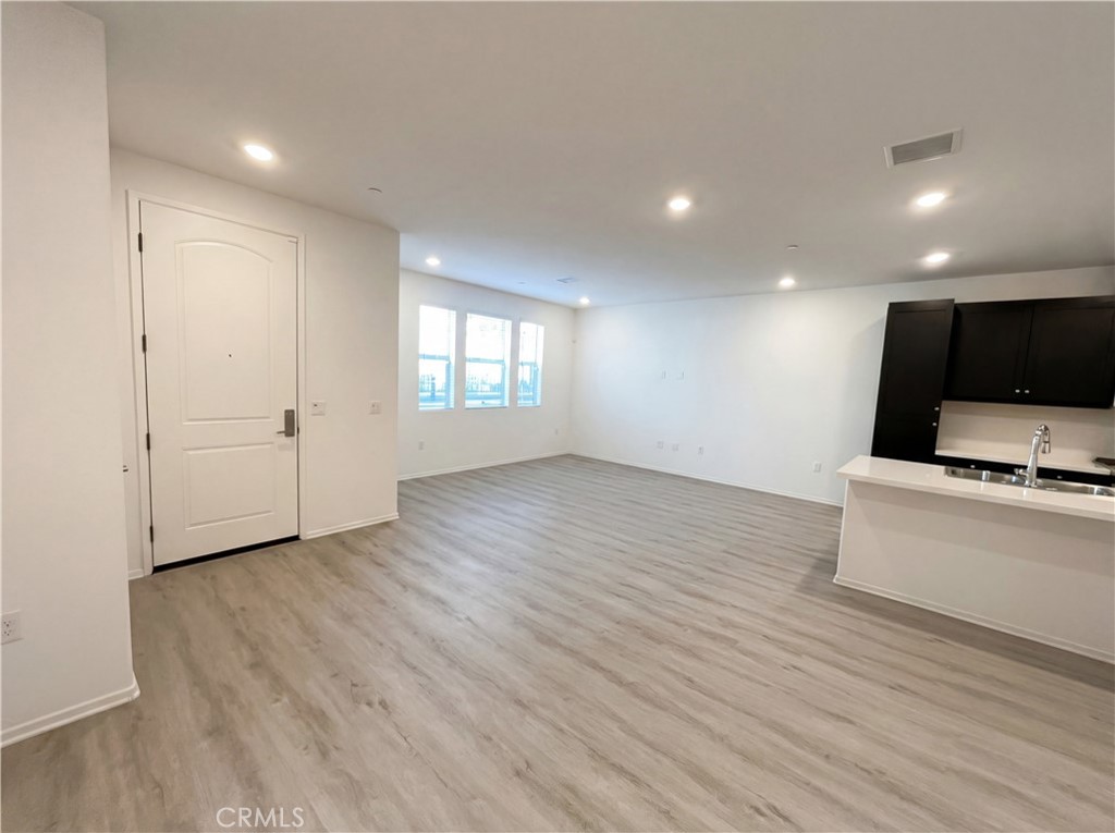 Photo 4 of 21 of 5628 Kate Way, Fontana, CA