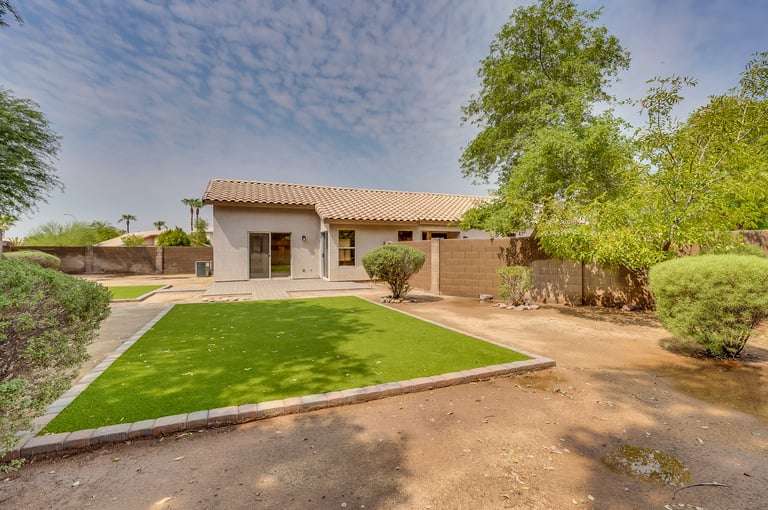 Photo 5 of 16 - 2331 S Karen Dr, Chandler, AZ 85286