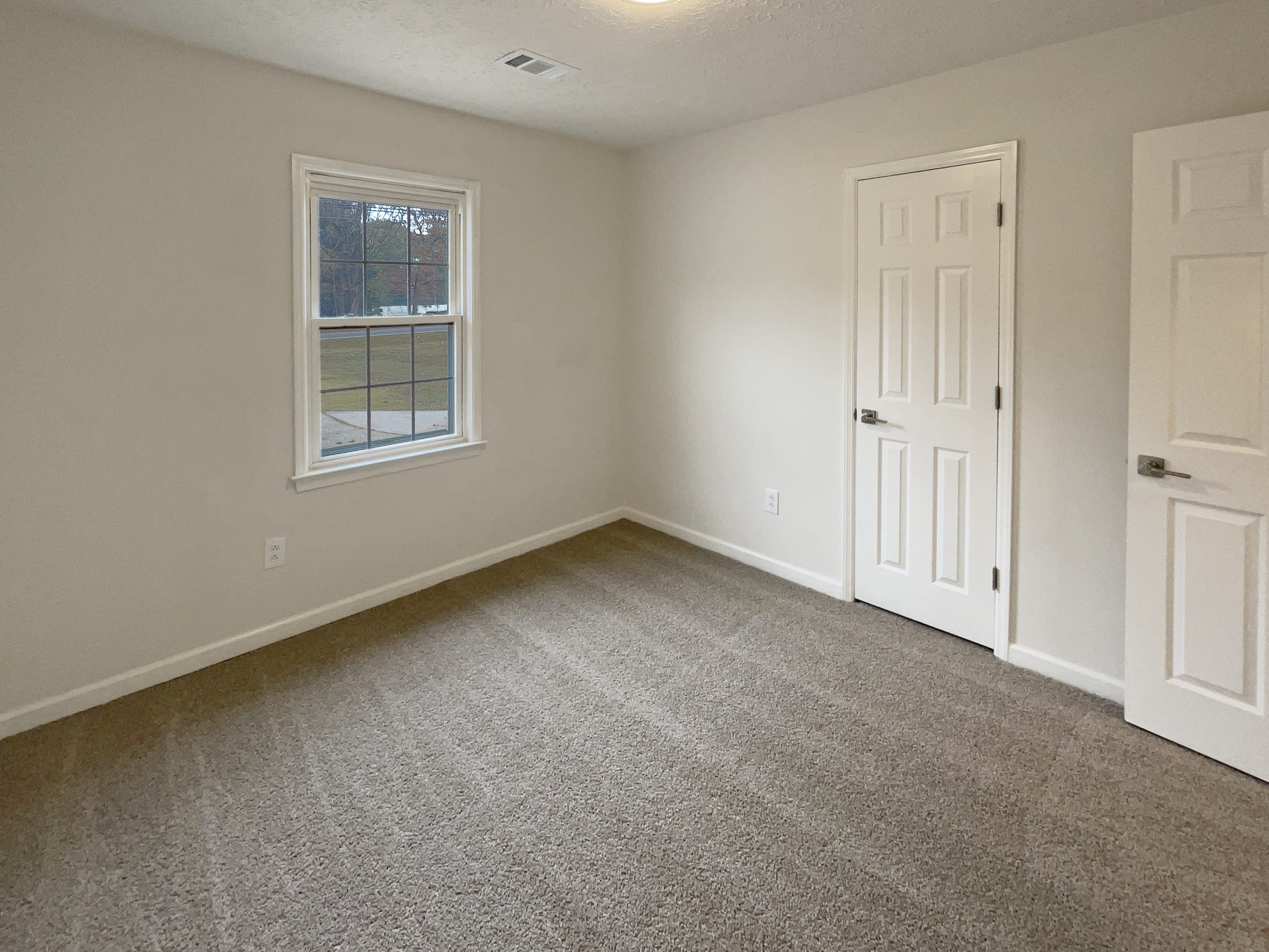 Photo 21 of 27 of 4134 Jodeco Rd, McDonough, GA