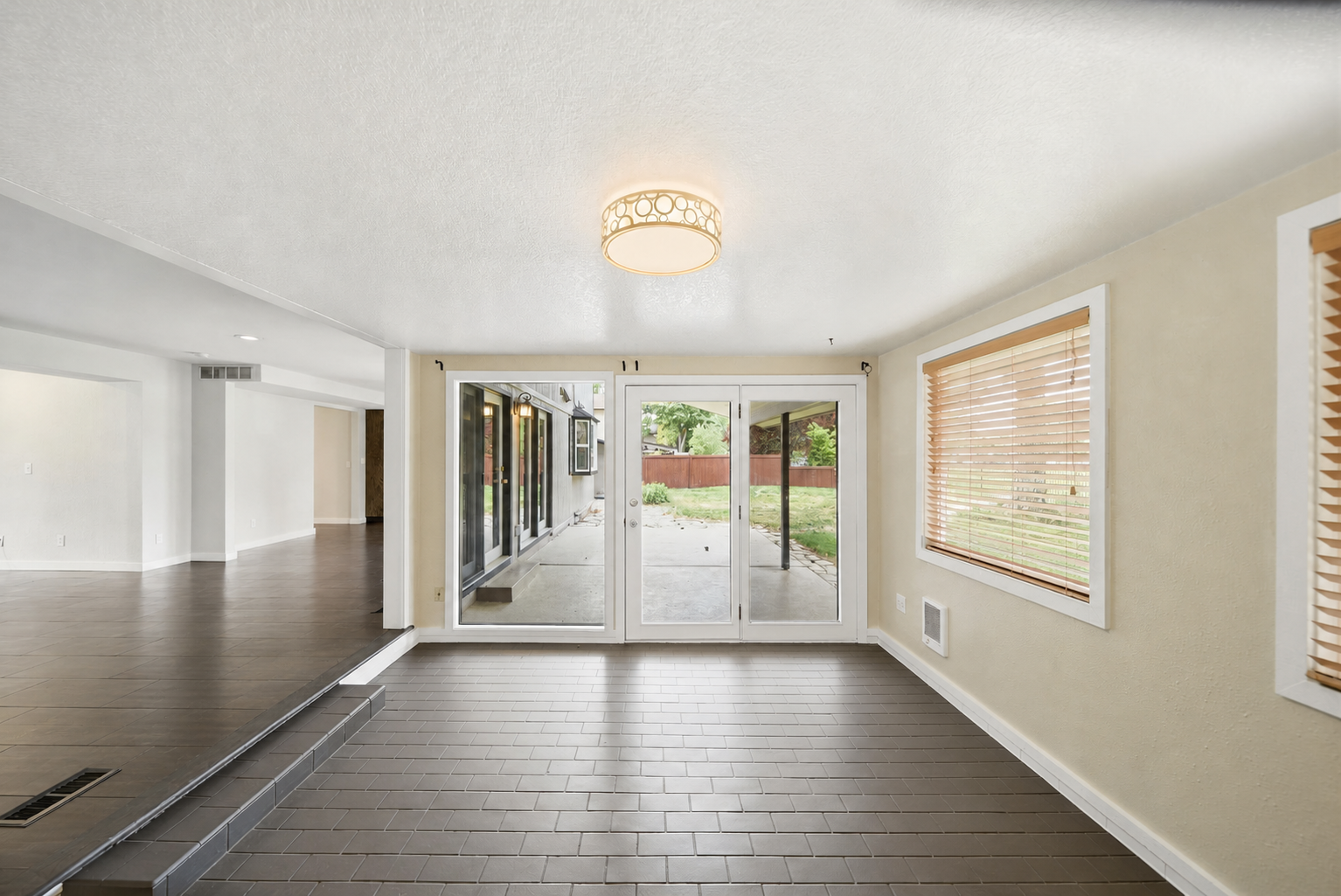 Photo 8 of 37 of 723 N Spyglass Way, Eagle, ID