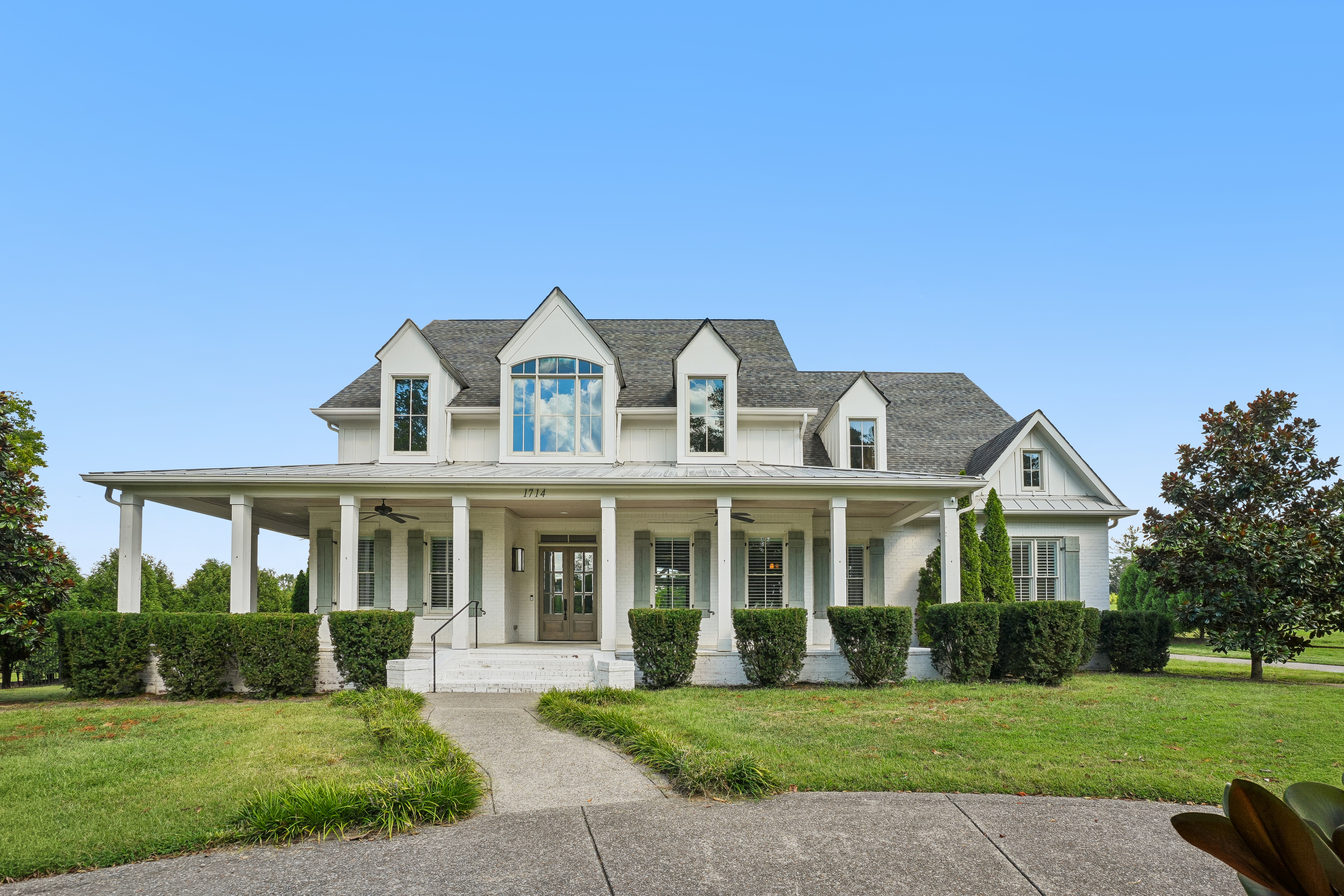 Photo 4 of 69 of 1714 Andrew Crockett Ct, Brentwood, TN