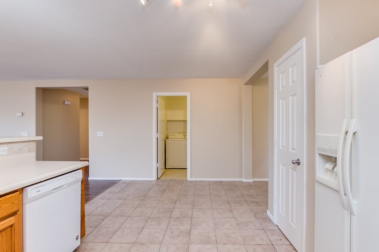 Photo 7 of 37 - 6934 S Skylark Ln, Buckeye, AZ 85326